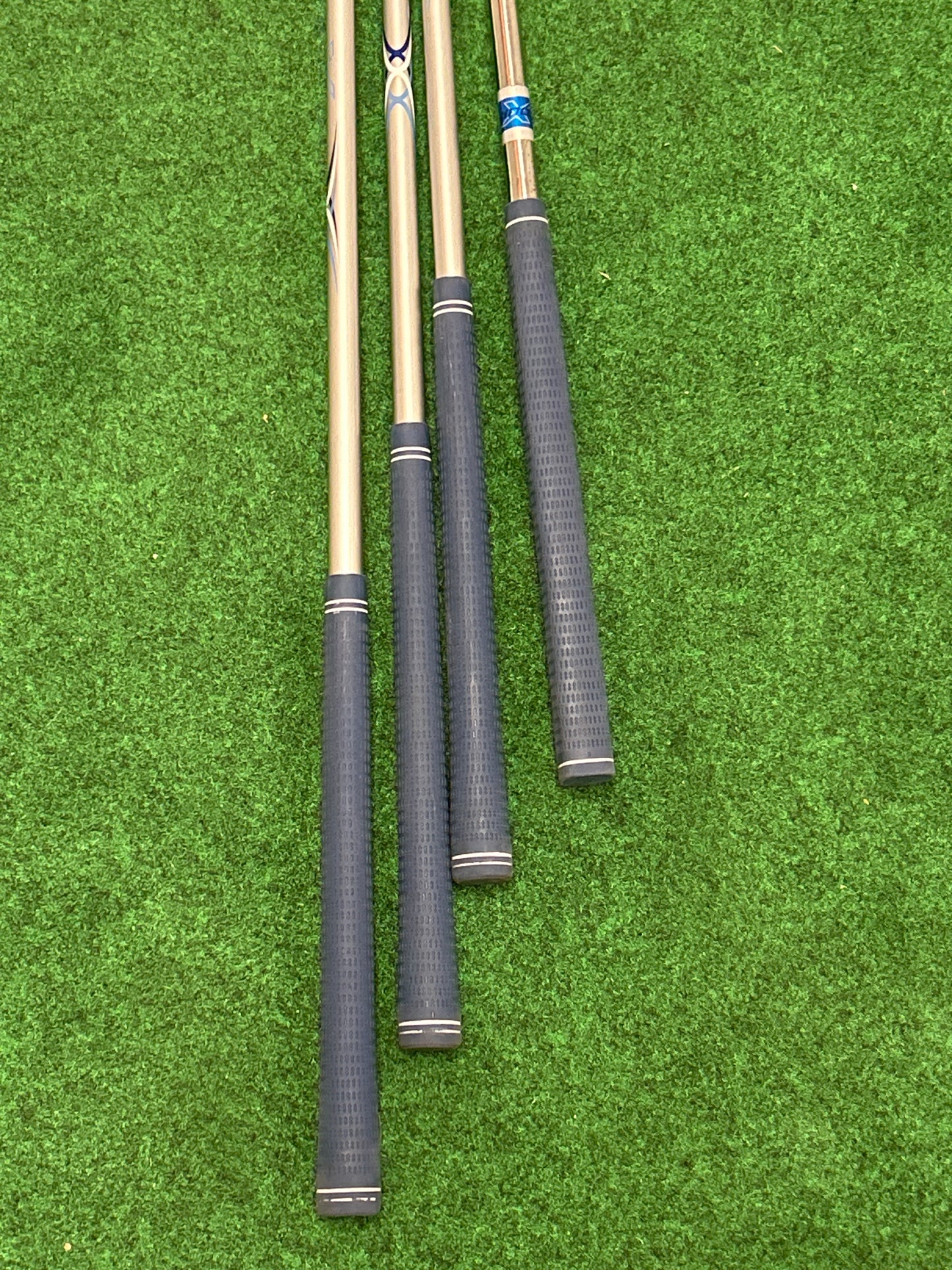 Tour X Ladies Driver, 3-Wood, Hybrid and Putter with Graphite Shafts RH