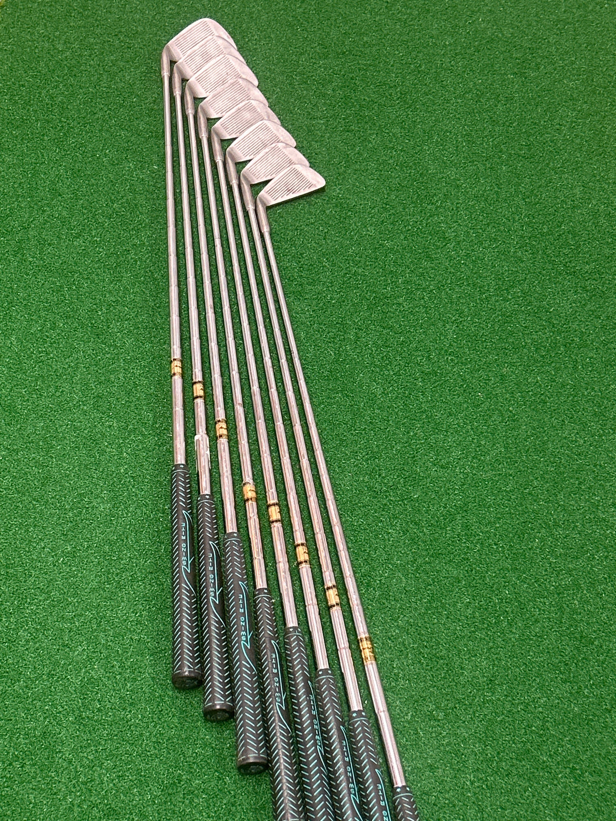 Palm Springs Desert Classic Iron Set includes
2, 4-PW RH