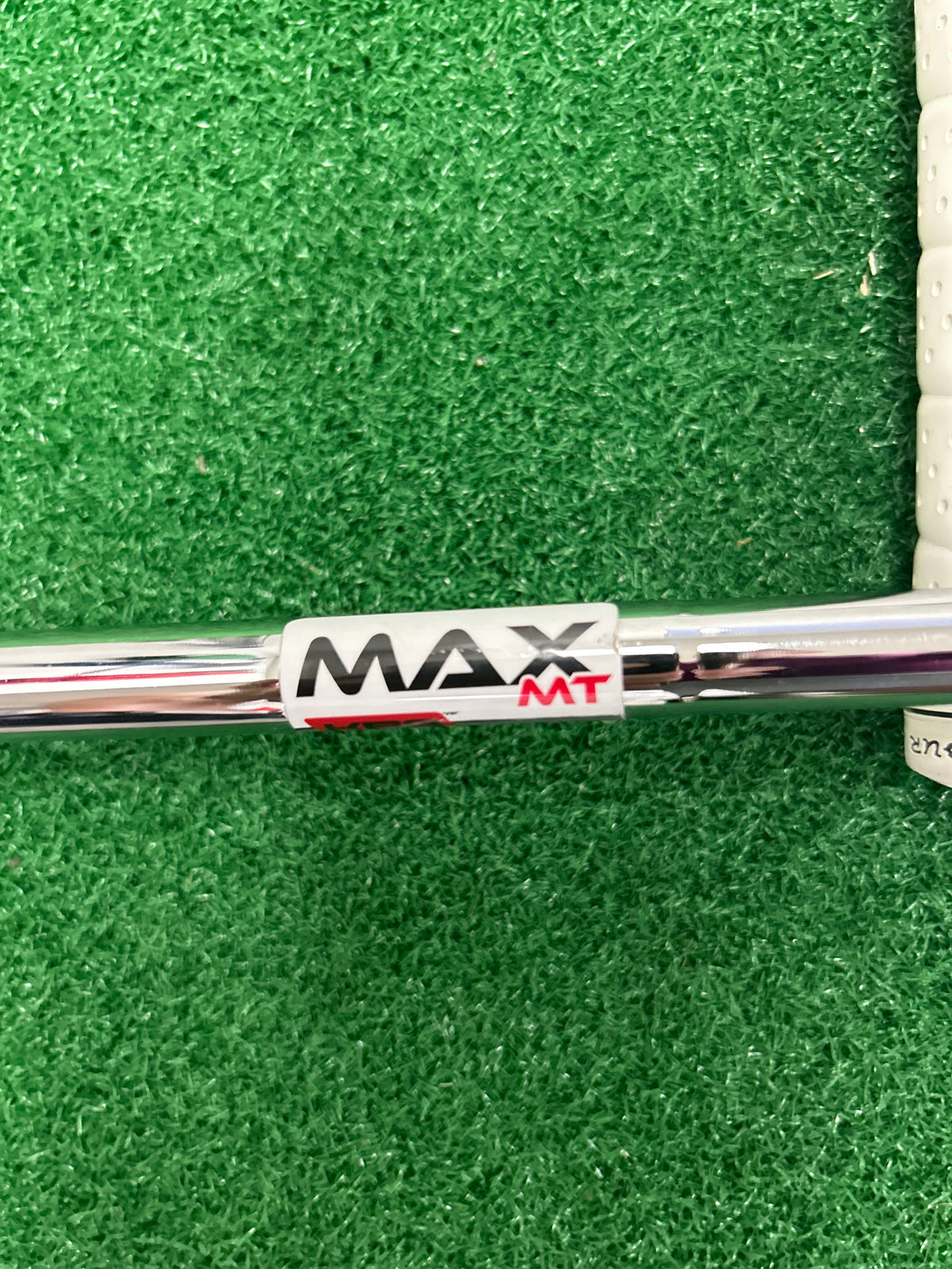 TaylorMade SIM2 Max Iron Set — 5-AW Stiff Flex RH