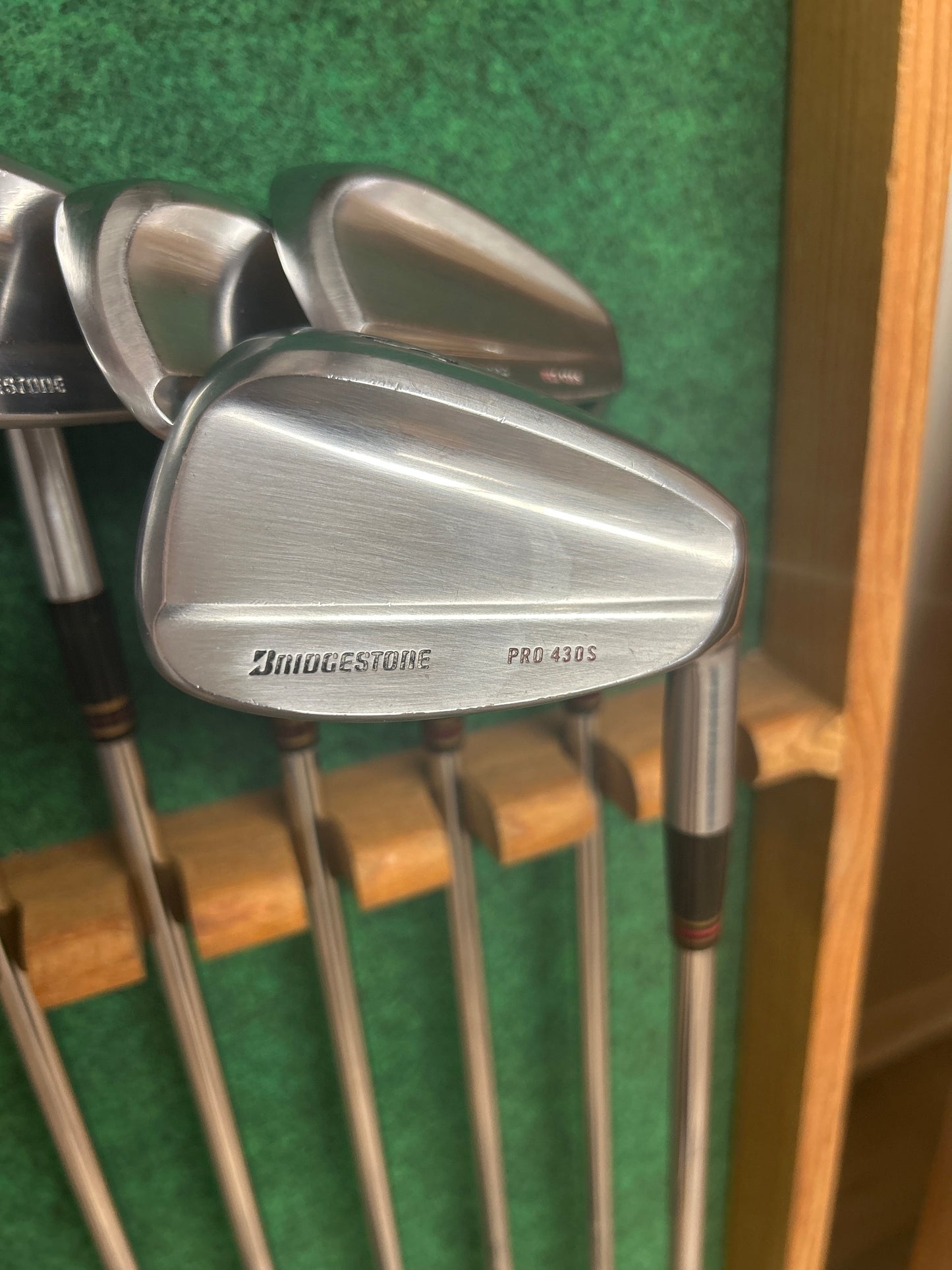 Bridgestone Pro 430 Iron Set RH 10 Clubs