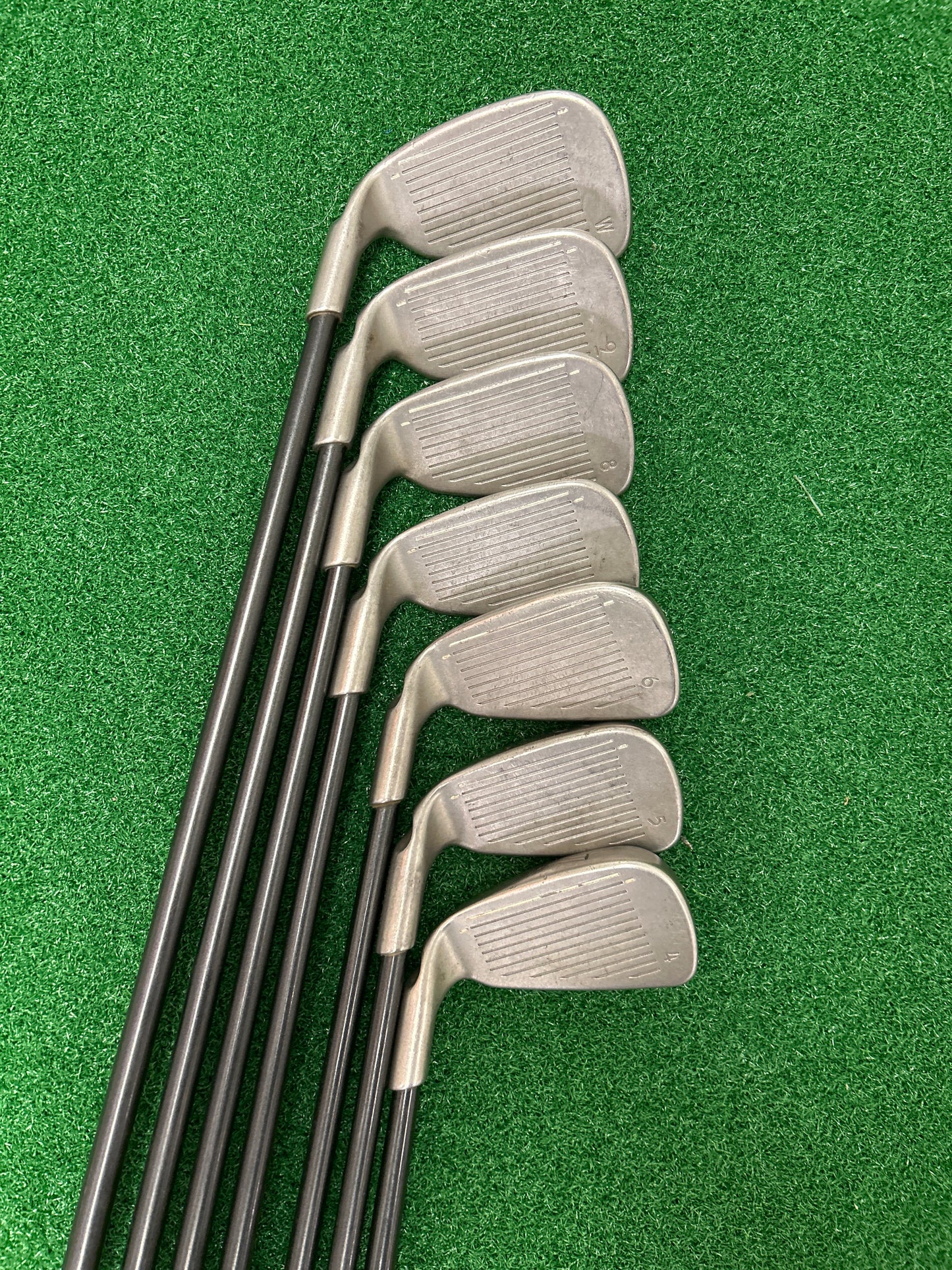 PING i3 O-Size 4-W (4-PW), 7-club set with the PING/Aldila 350 Series graphite shafts in Regular flex RH