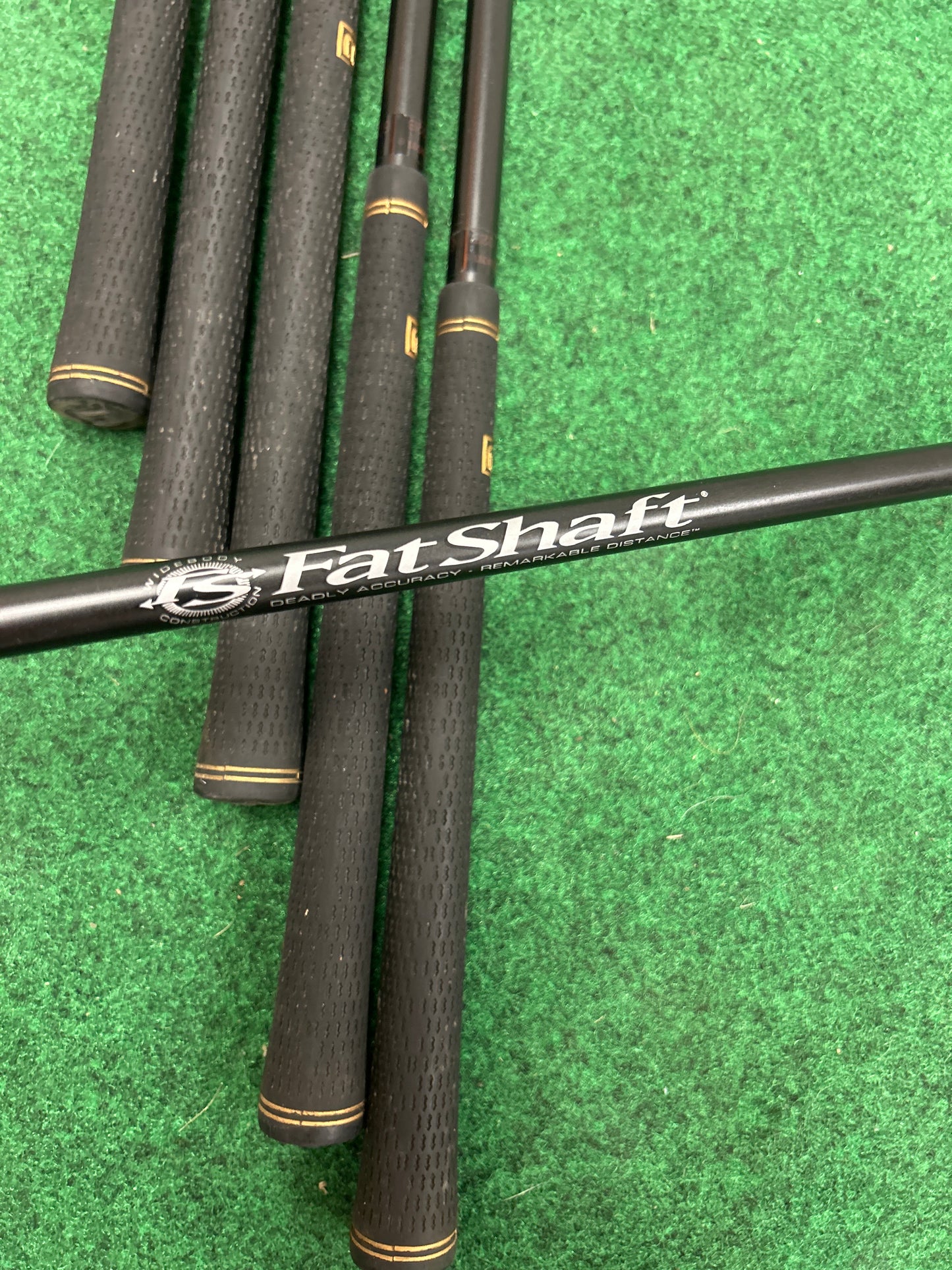 Wilson Fat Shaft FS irons, 3–8 iron (6 clubs)