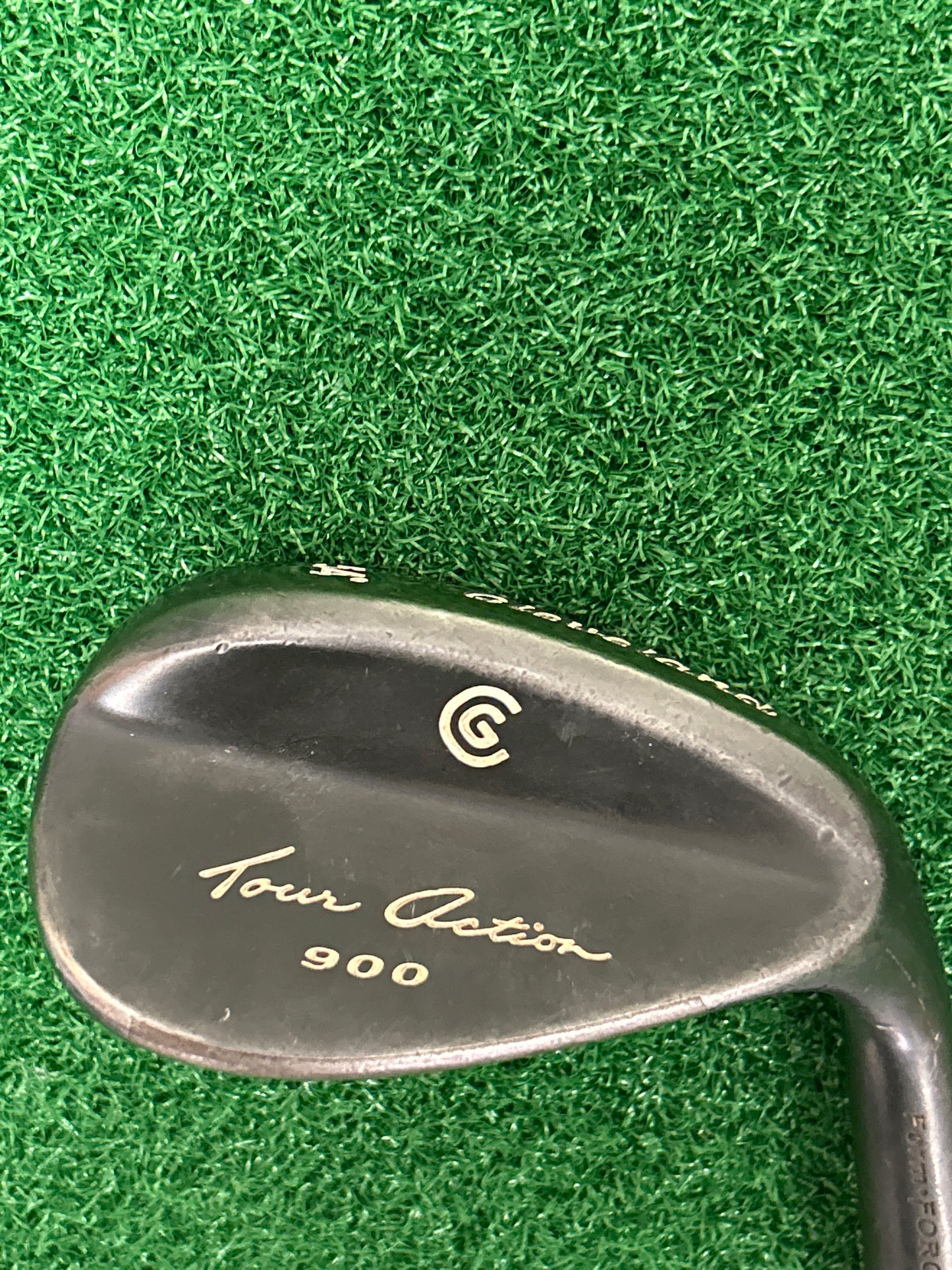 Cleveland Tour Action 900 54-Degree wedge RH