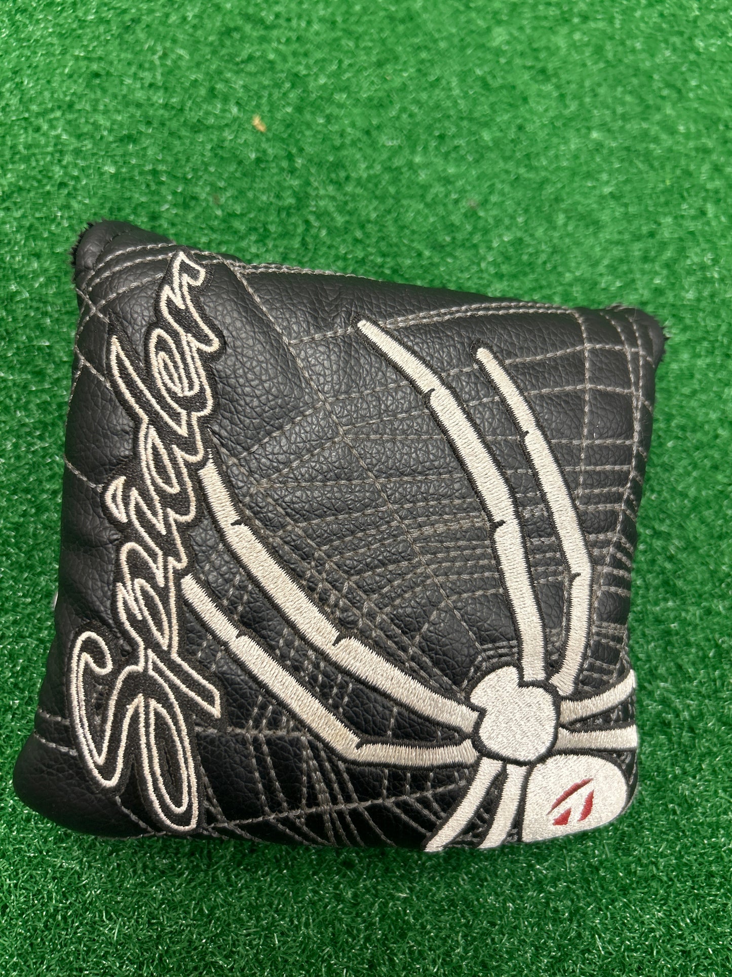 Taylormade spider Putter cover