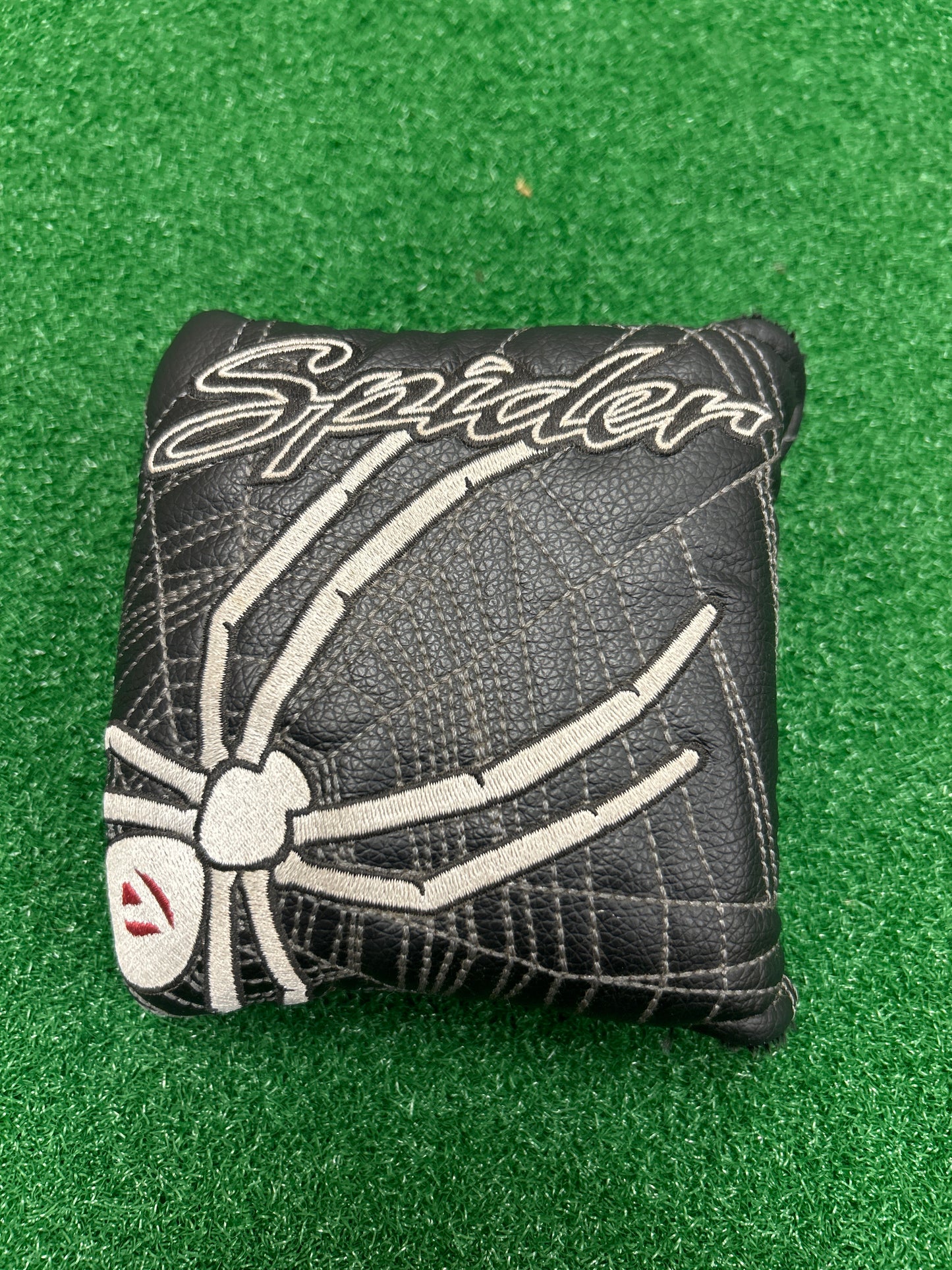 Taylormade spider Putter cover