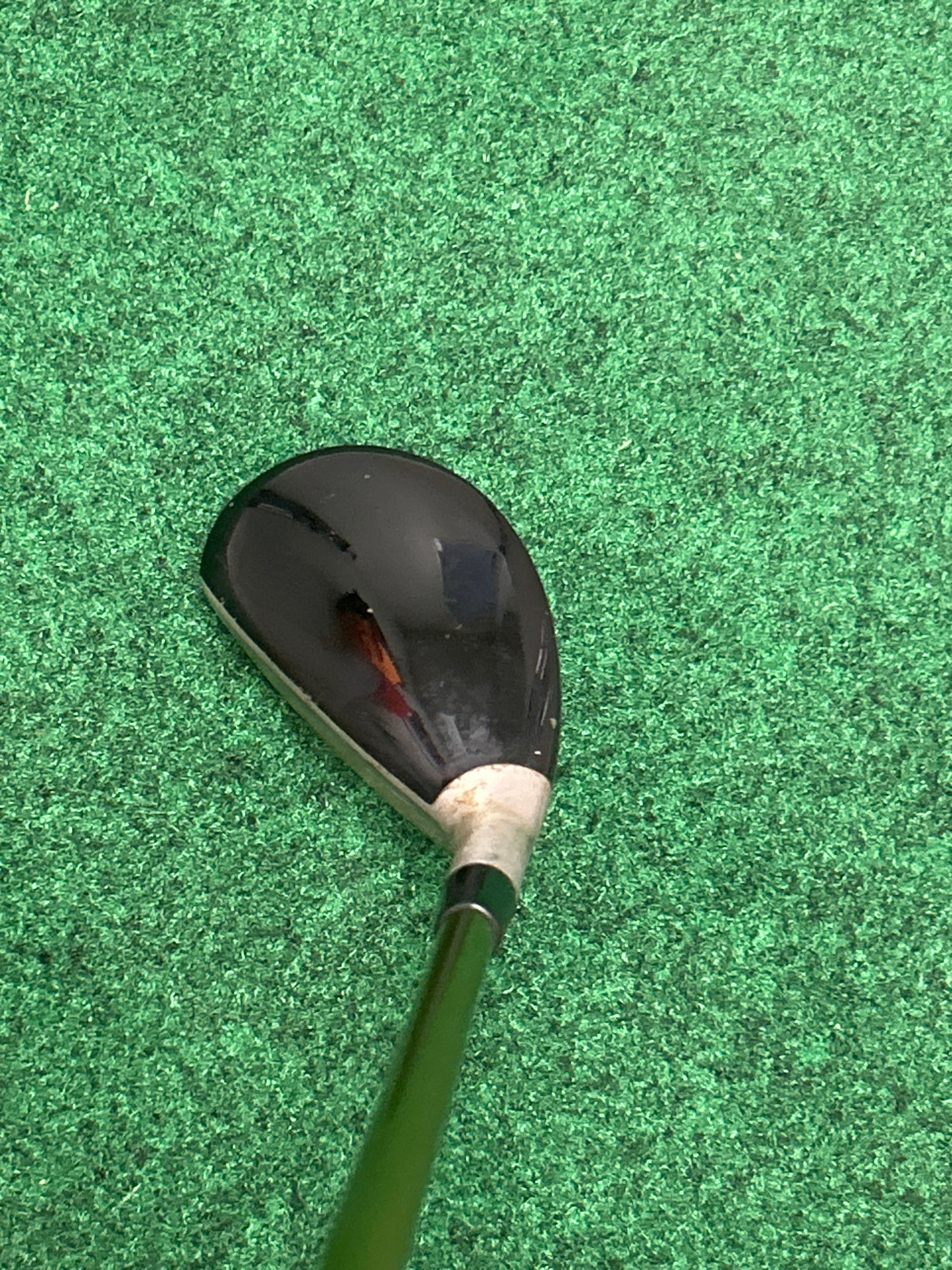 Titleist 585 Hybrid 21- Degree Stiff Flex