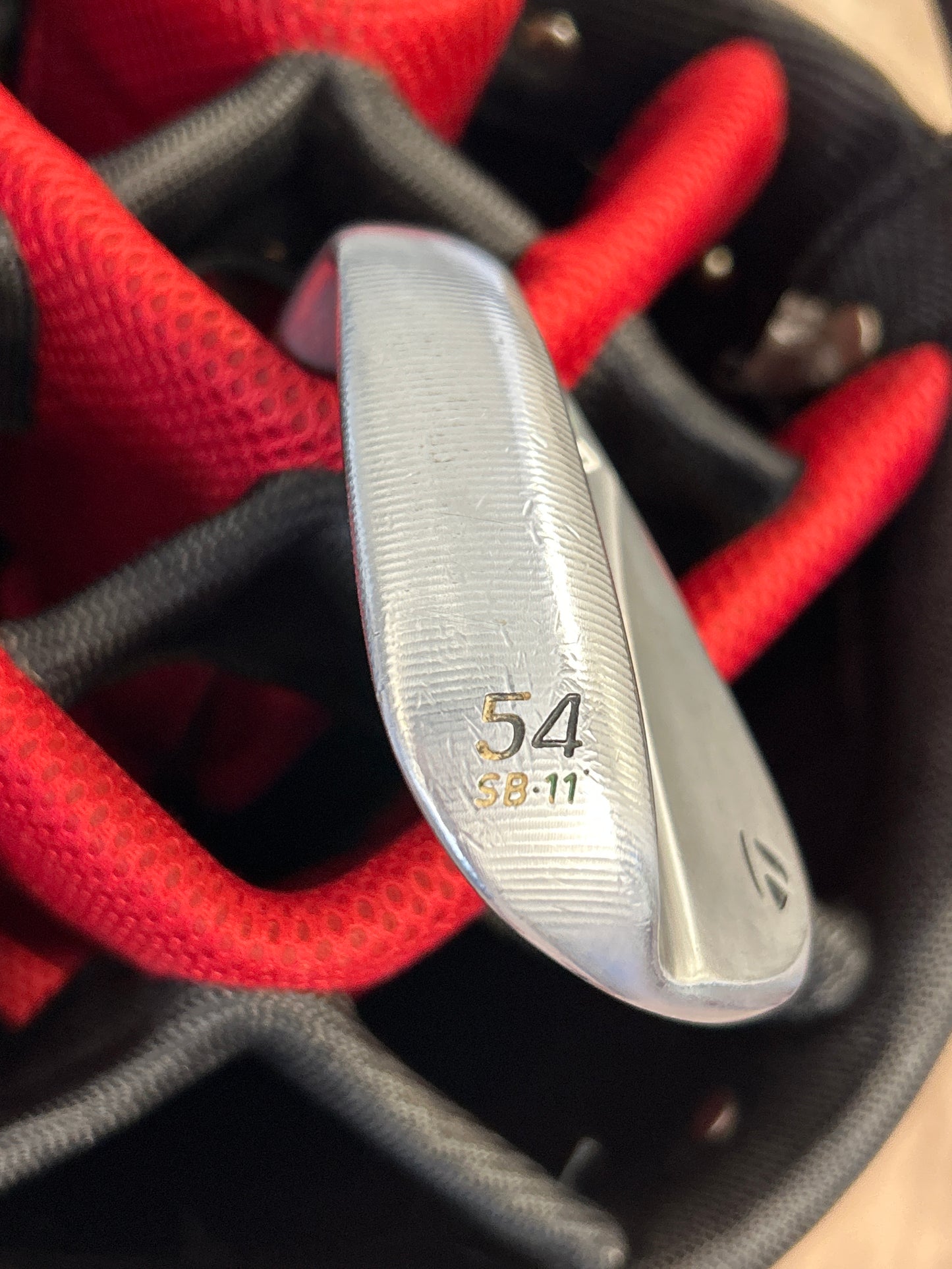 TaylorMade MG4 Milled Grind 4 Wedge
* 54° Loft
* 11° Bounce RH