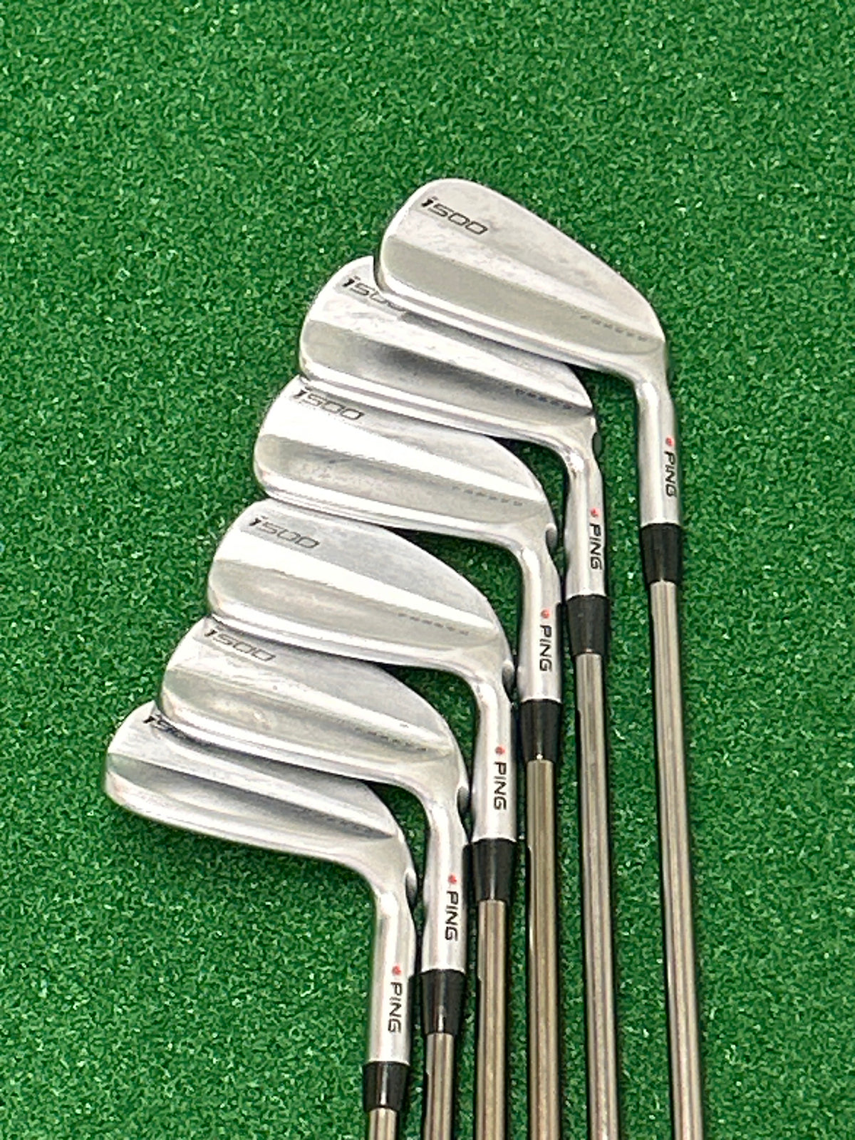 PING i500 Forged Irons

5-PW — 6 clubs Recoil ES 760 F3 Shafts RH