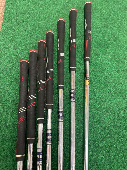 Taylormade R7 Iron set (4-PW)