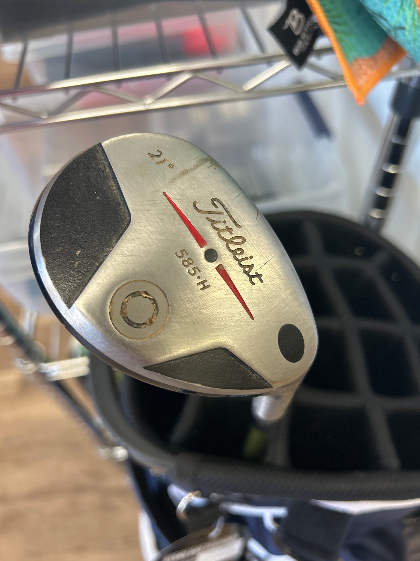 Titleist 585 Hybrid 21- Degree Stiff Flex