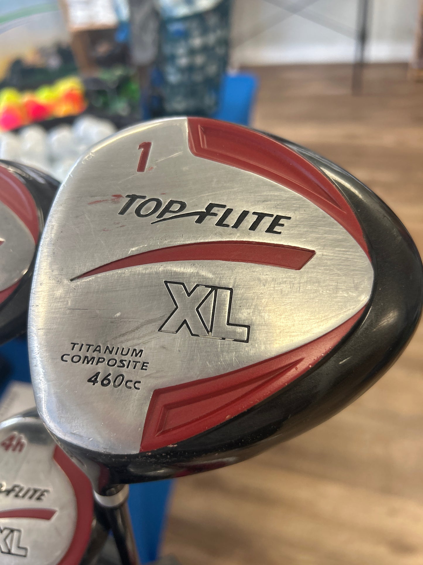 Top-Flite XL Golf Set 6-W Irons, 4 & 5 Hybrids, Driver & 3-Wood Left-Handed