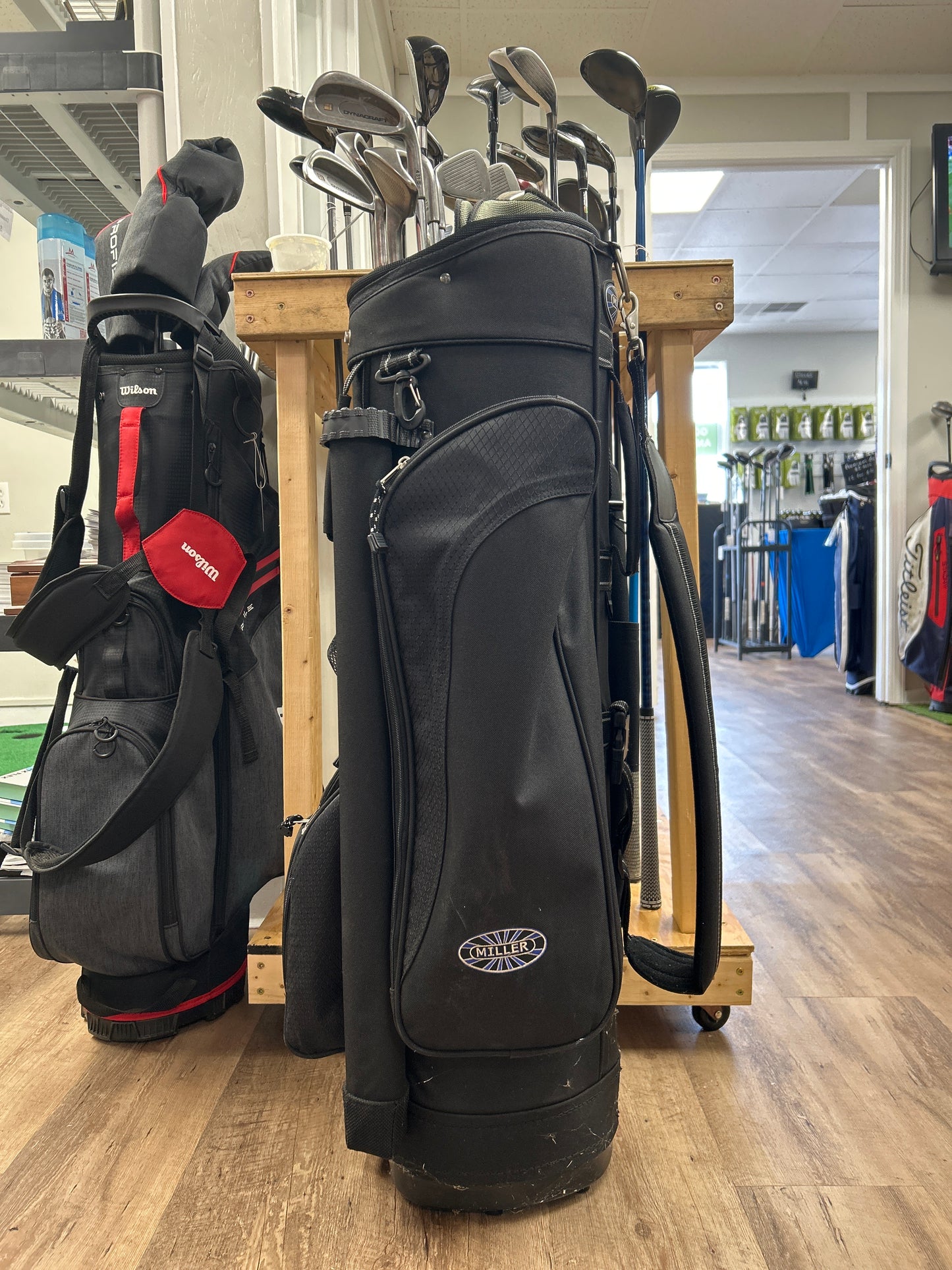 Complete iron set( 2 -9+ PW & SW) plus cart bag...Good starter set