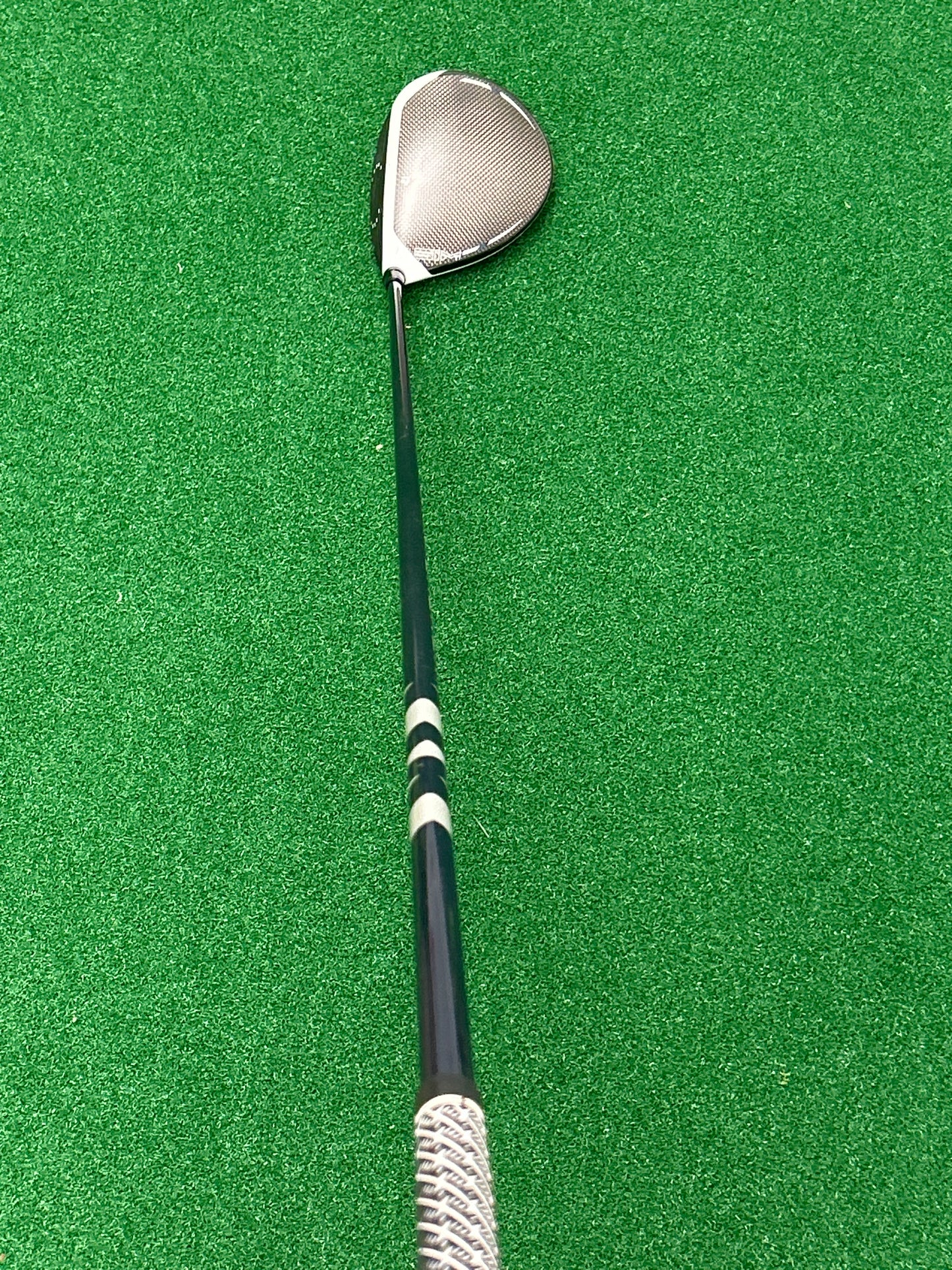 TaylorMade SIM Max Driver
10.5° Loft
Fujikura Ventus 6 Shaft
Stiff RH
