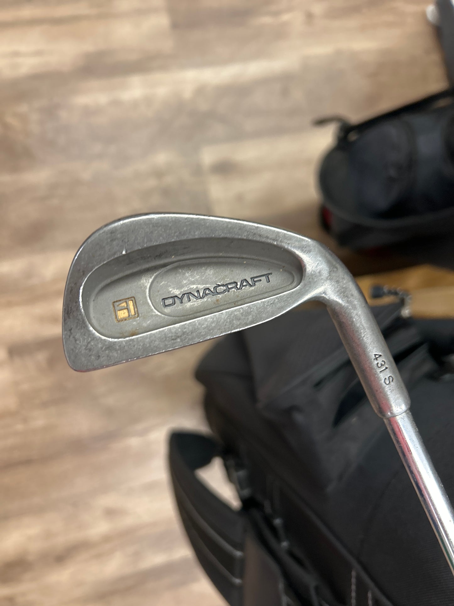 Complete iron set( 2 -9+ PW & SW) plus cart bag...Good starter set