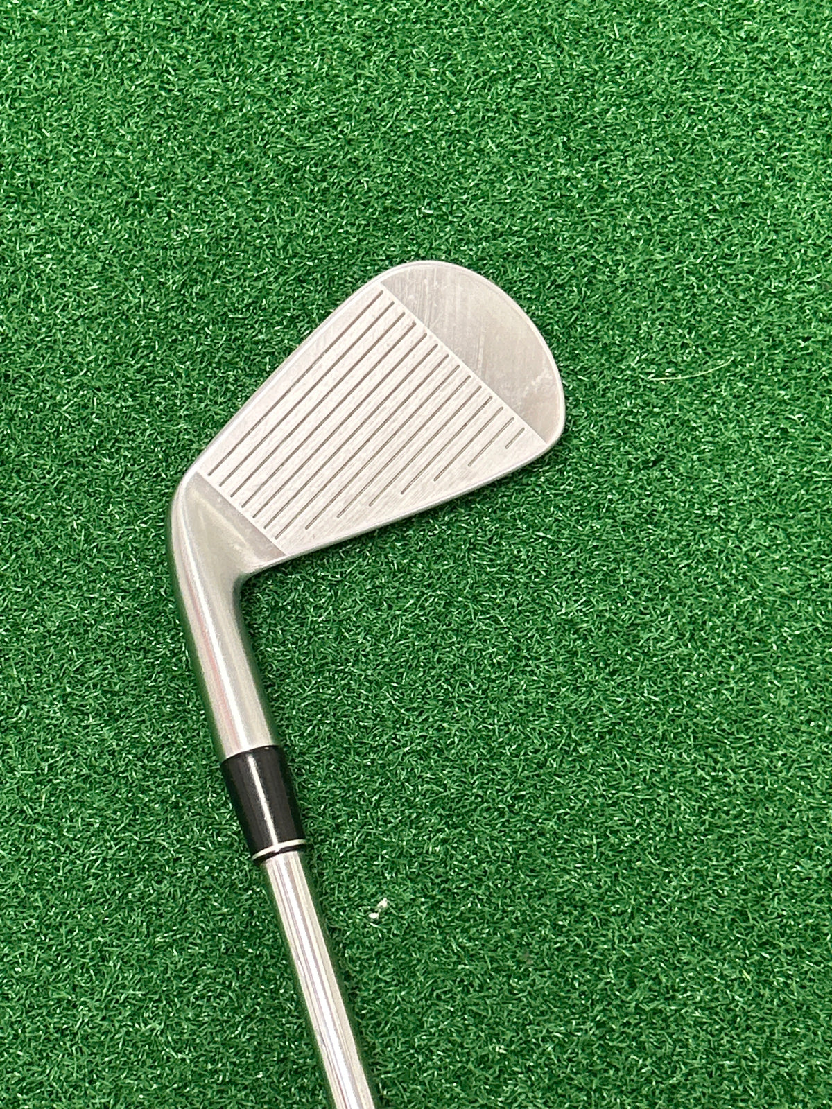 Srixon Z585 4-Iron Stiff Flex RH
