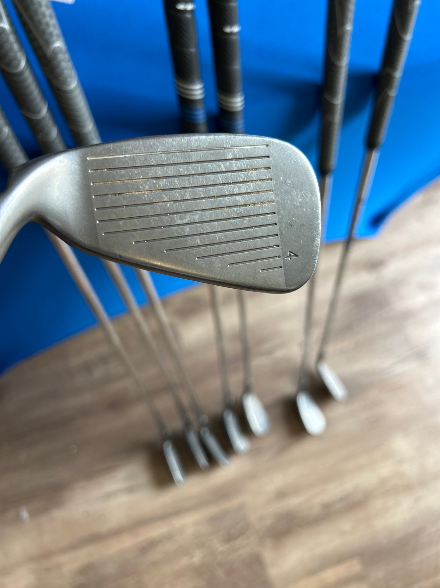 Ping G30 Iron Set(4 thru   “U” Wedge)…Black Dot