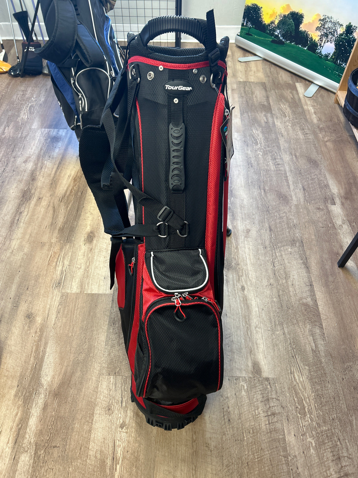 Tour Gear Deluxe Golfer’s 300 Series Stand Bag — NEW with tags Black / Red