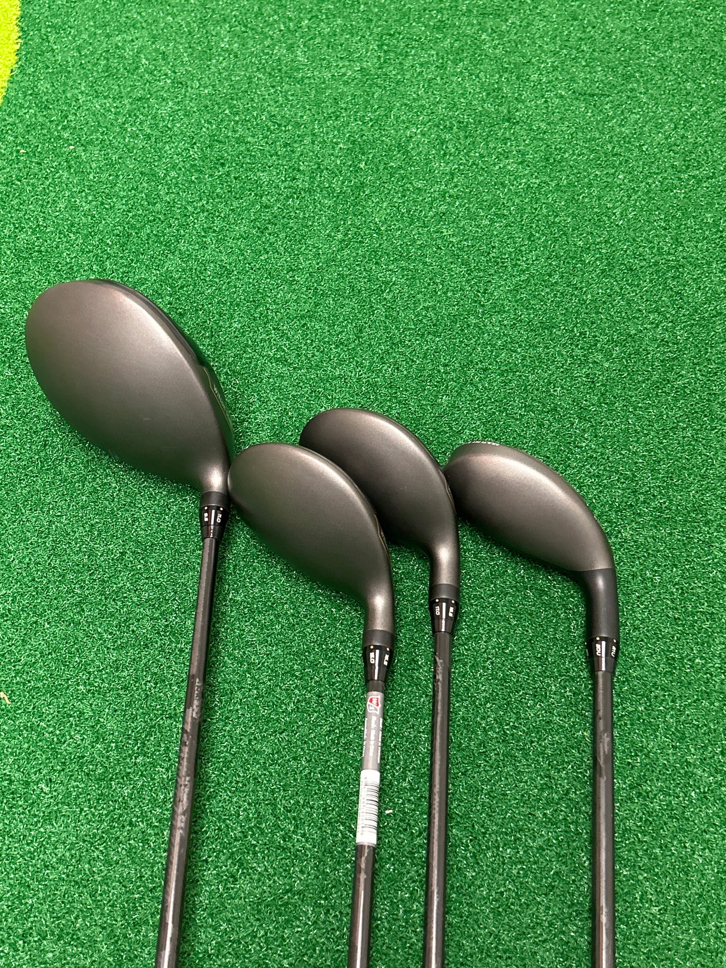 Wilson Staff FG Tour M3 line- 4 Club Set Driver, 3 & 5 Woods plus Hybrid RH