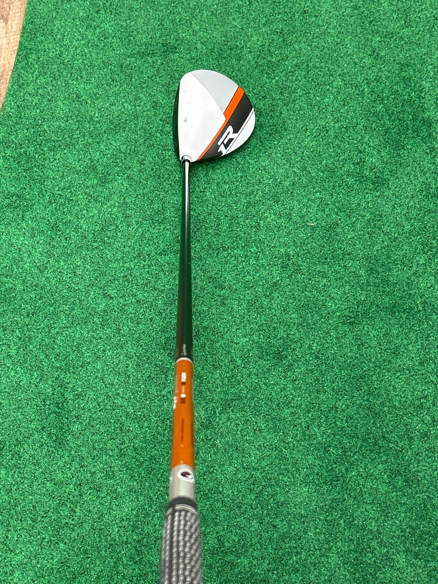 Taylormade R1 Driver…10.5 Adjustable….Stiff Flex