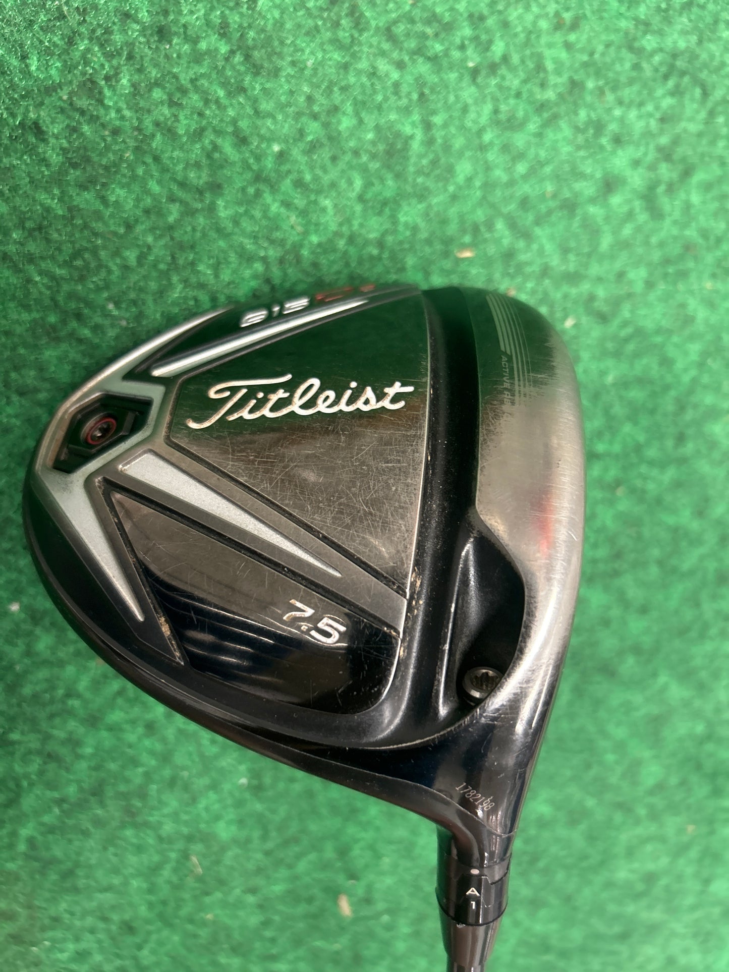 Titleist 915 D2 Driver 7.5 Degree Shaft