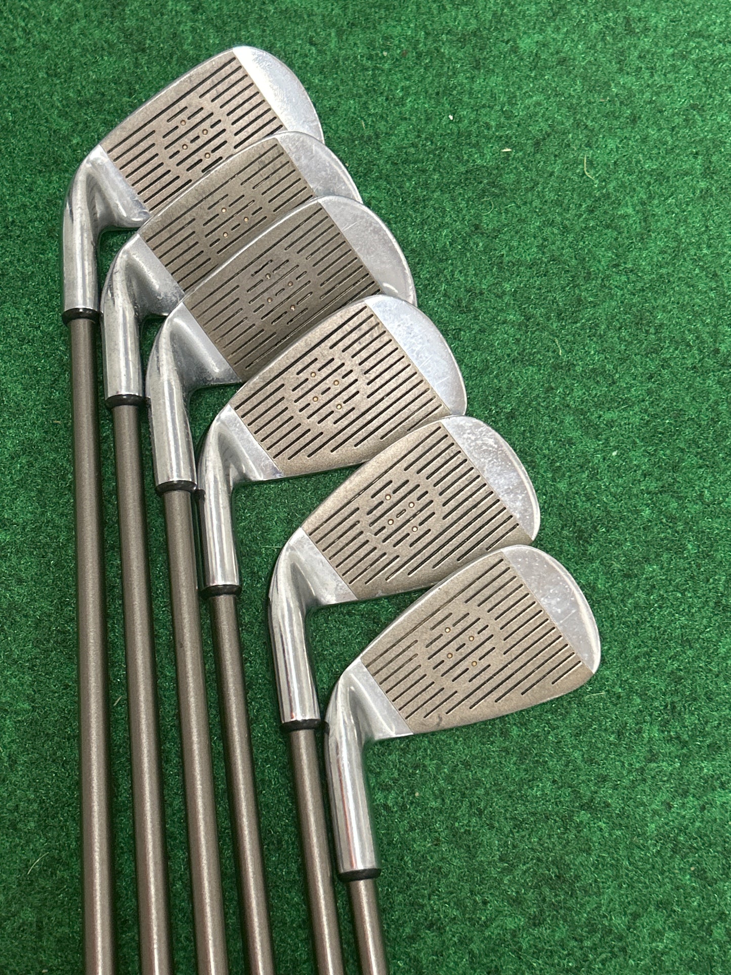 Square Two Golf Whitworth 88V ladies complete set - 

* Driver, 3, 5 & 7 woods
* 5-PW irons
* Putter