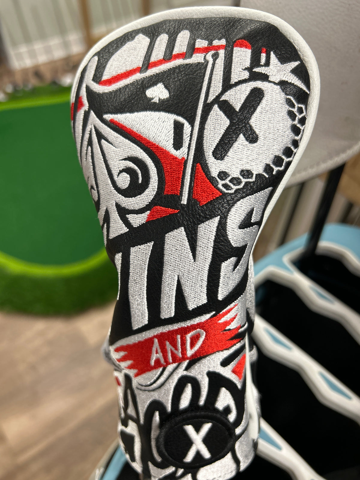 Pins & Aces Casino-Themed Hybrid Headcover NEW