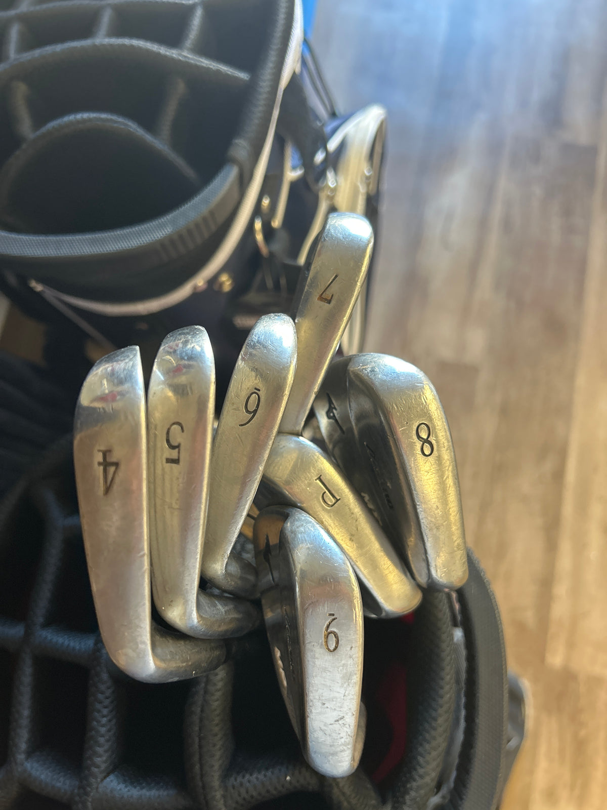 Mizuno MP-69 Iron Set
4-PW — 7 clubs Stiff Flex RH