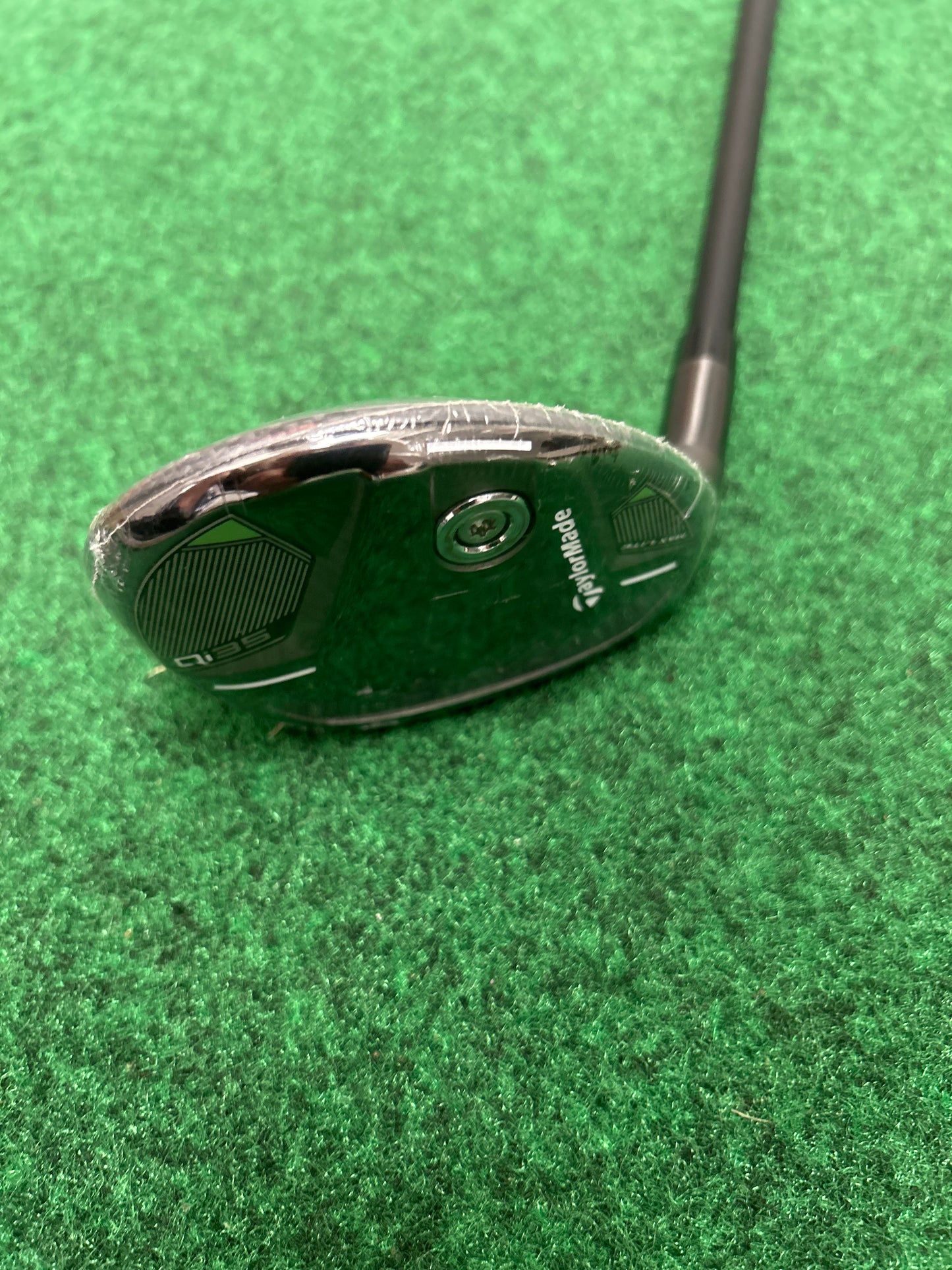 Taylormade Qi35 Max Lite Rescue 4- Hybrid- MINT CONDITION - LH