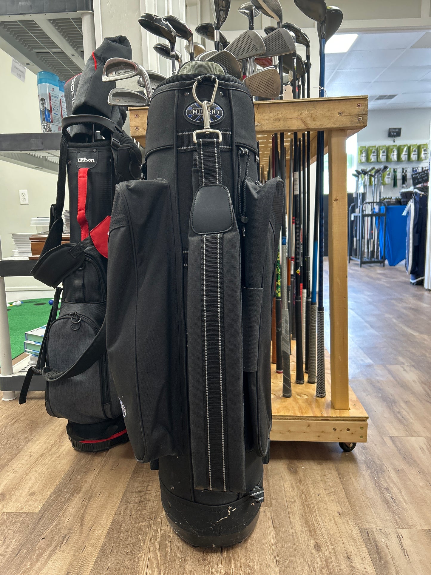 Complete iron set( 2 -9+ PW & SW) plus cart bag...Good starter set