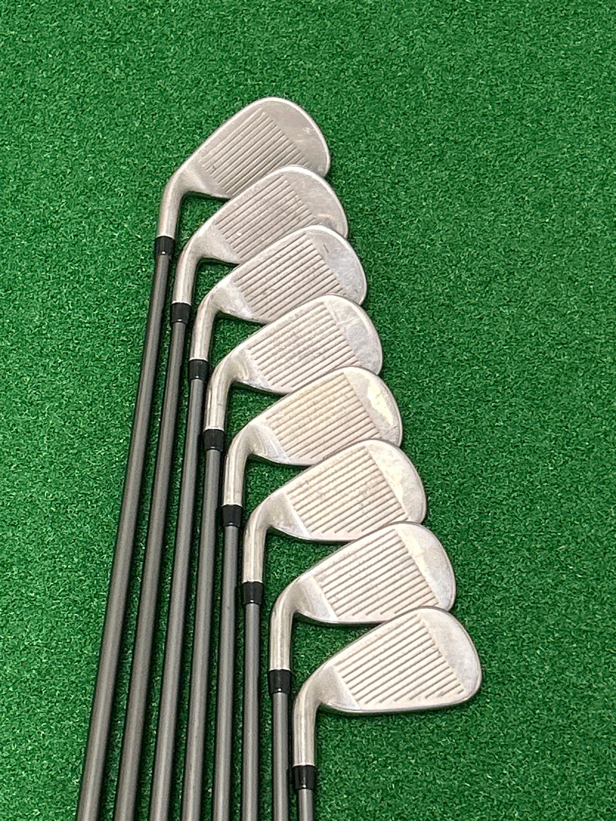 Callaway Rogue X Iron Set 6–9, PW, AW, GW, LW (8 clubs) Reg. Flex RH