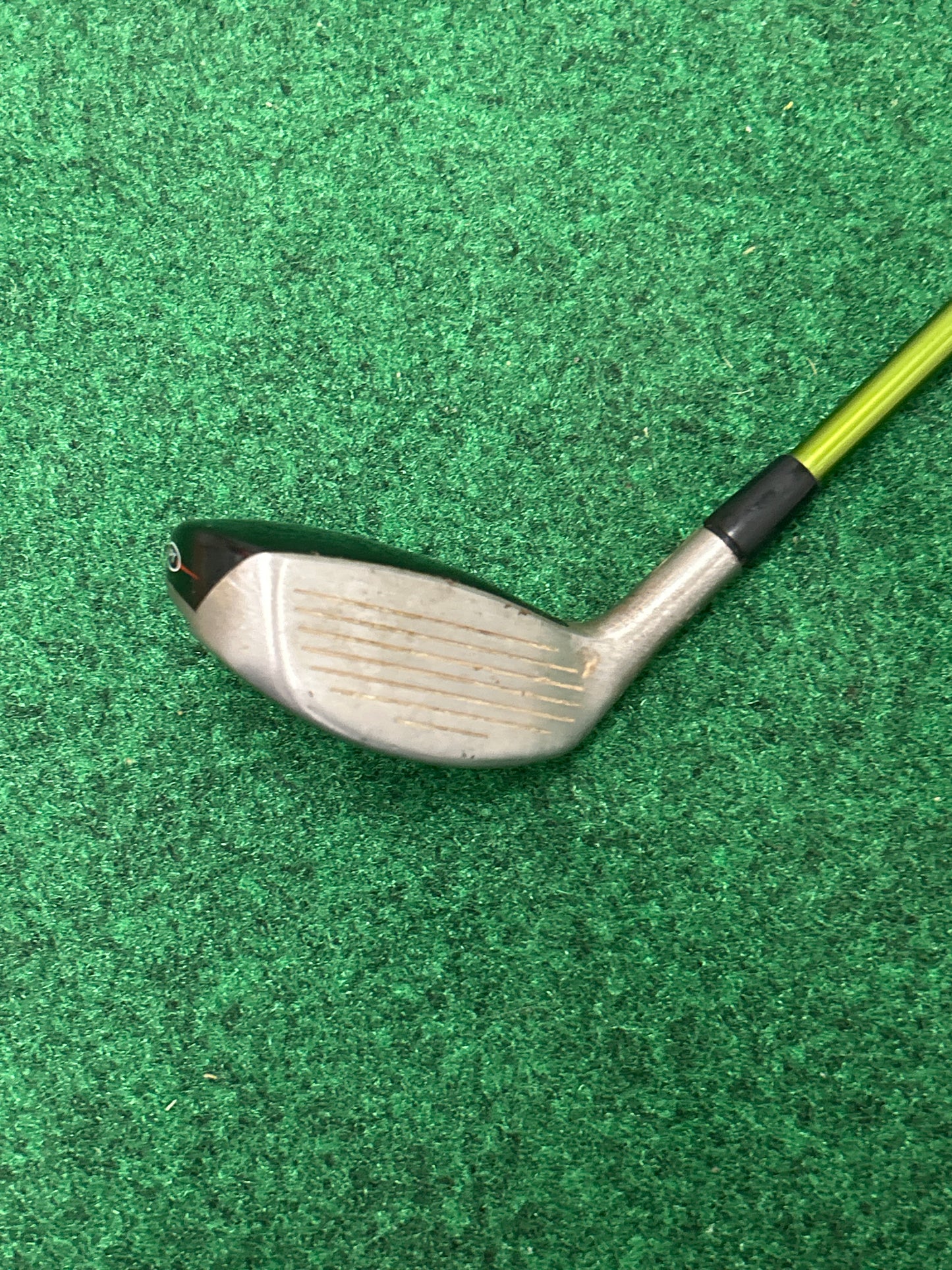 Titleist 585 Hybrid 21- Degree Stiff Flex