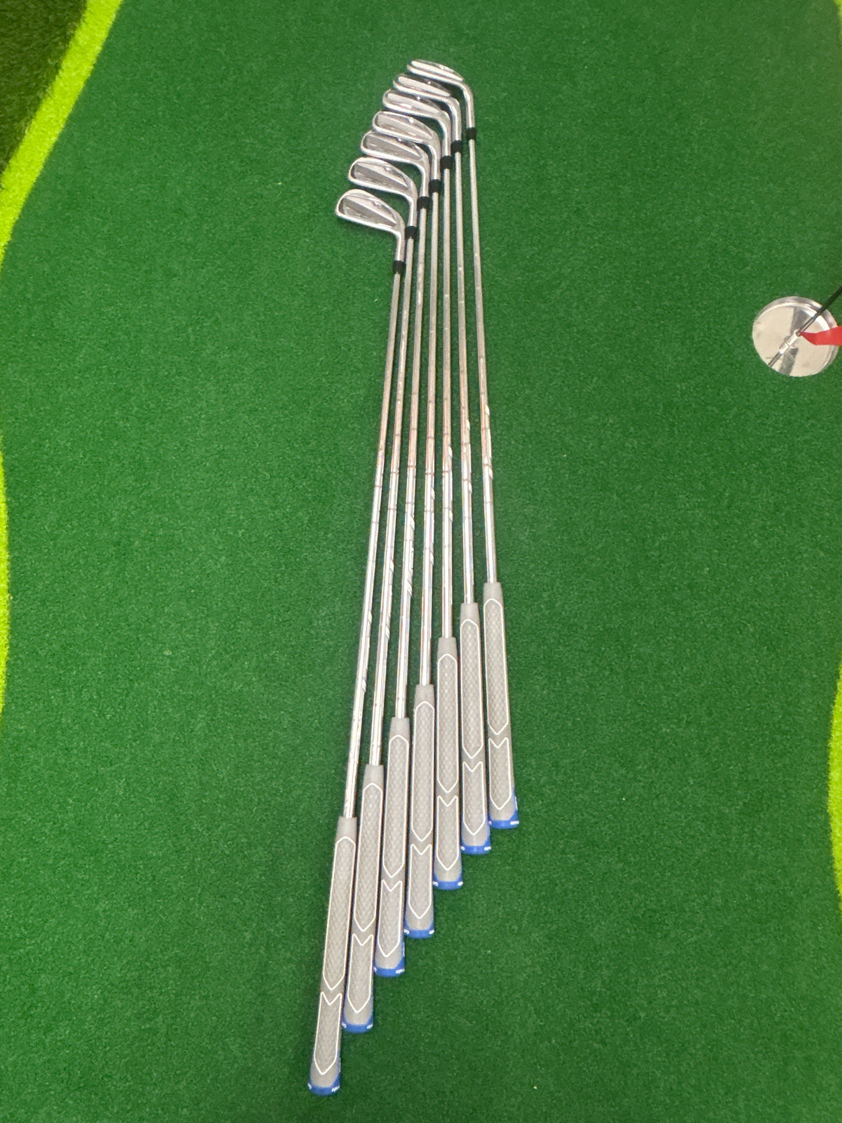 Titleist T100 Forged Iron Set 4-PW Stiff Flex RH