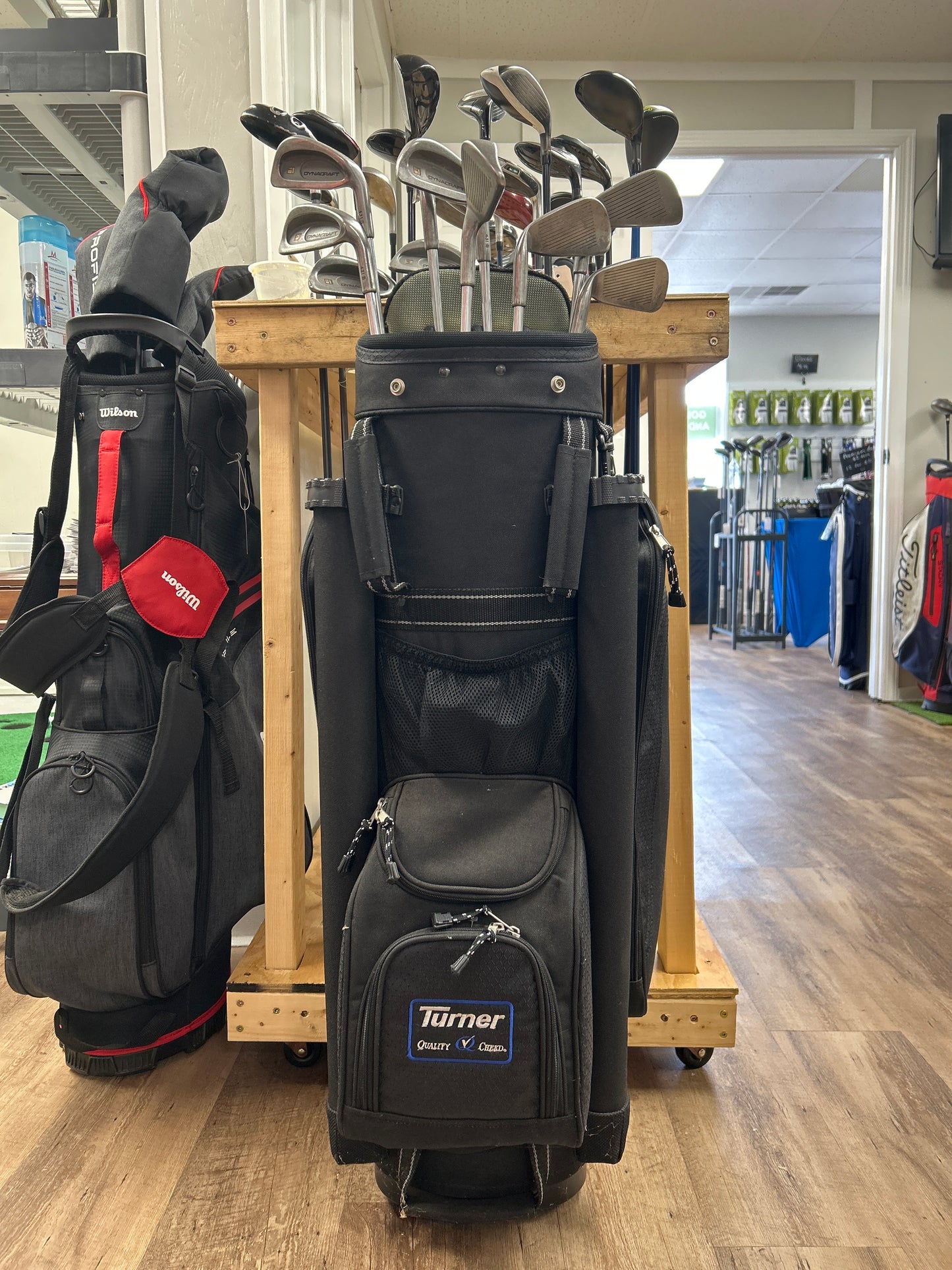 Complete iron set( 2 -9+ PW & SW) plus cart bag...Good starter set