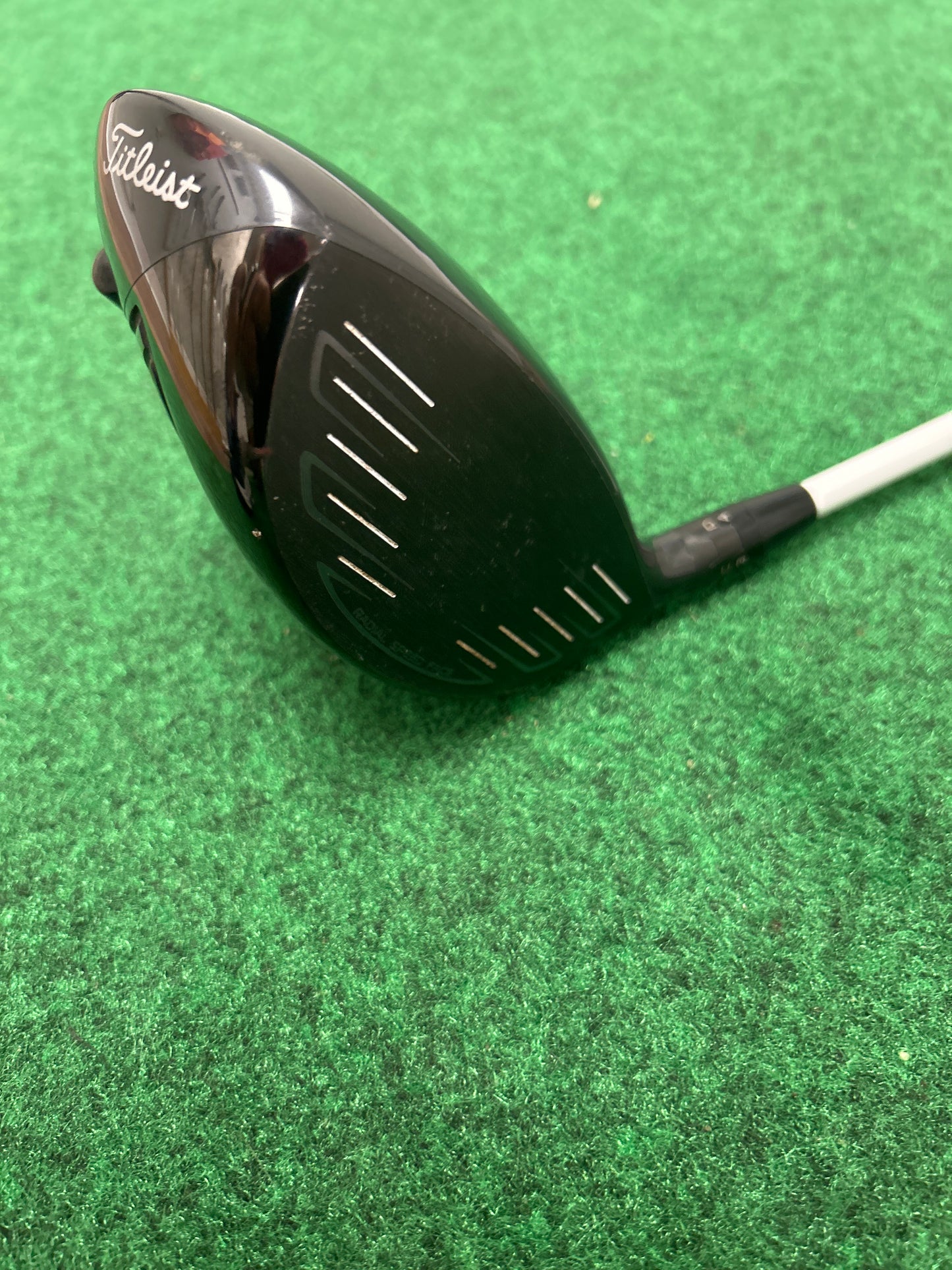 Titleist 917 D2 Driver….9.5 Loft…Stiff Flex