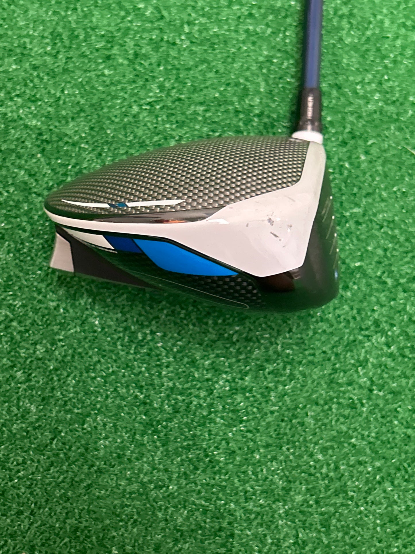 TaylorMade SIM Max Driver
10.5° Loft
Fujikura Ventus 6 Shaft
Stiff RH