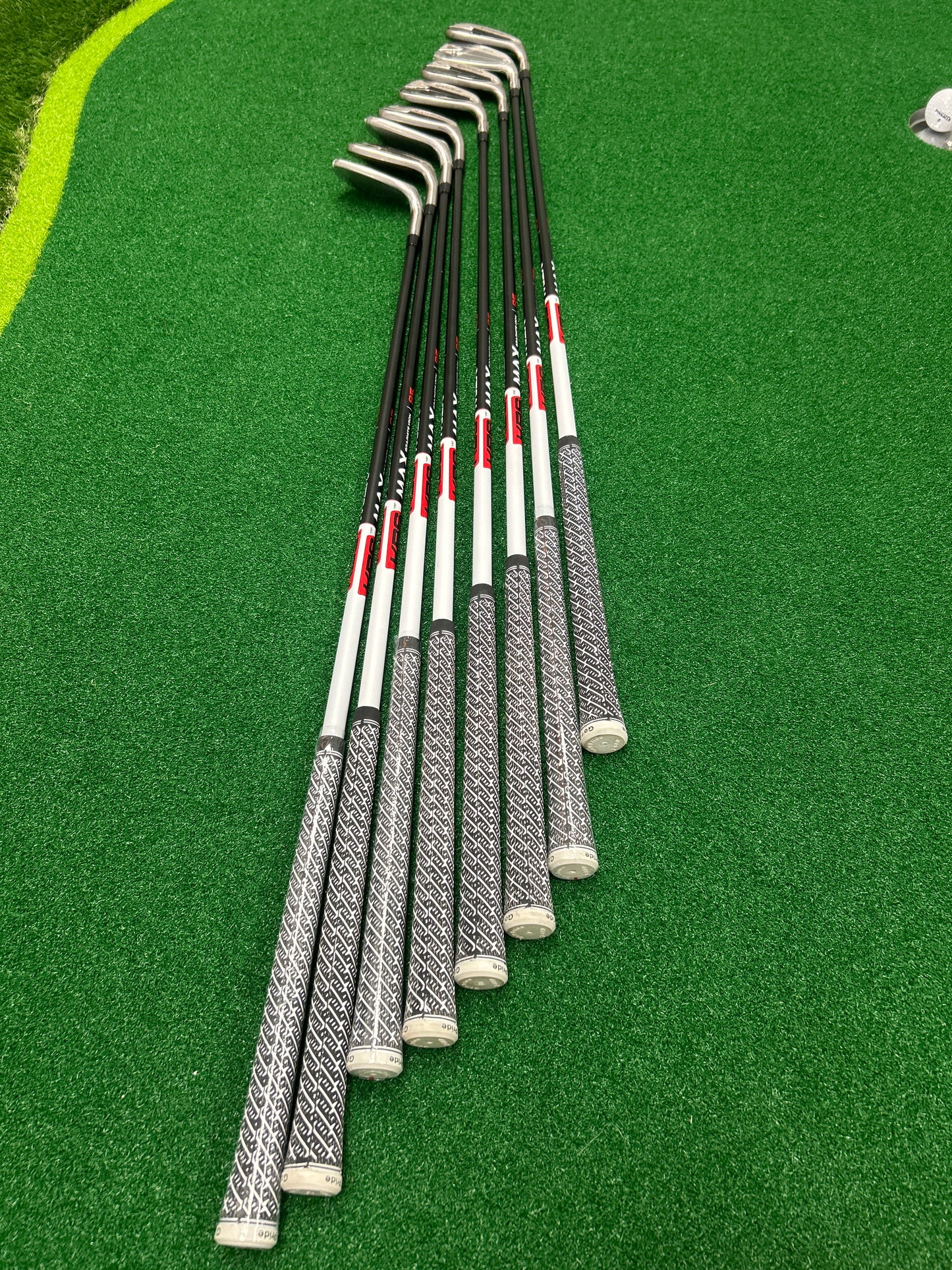Taylormade Qi Iron set 4-SW (8 clubs) Near New RH