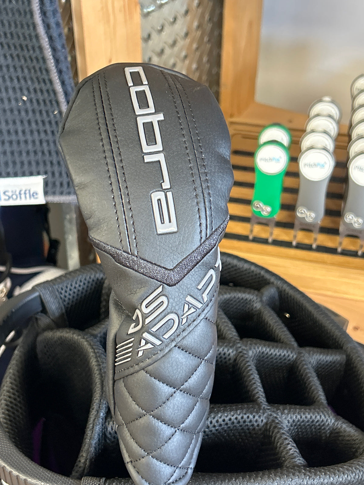 Cobra DS-ADAPT 4 Hybrid Stiff Flex RH