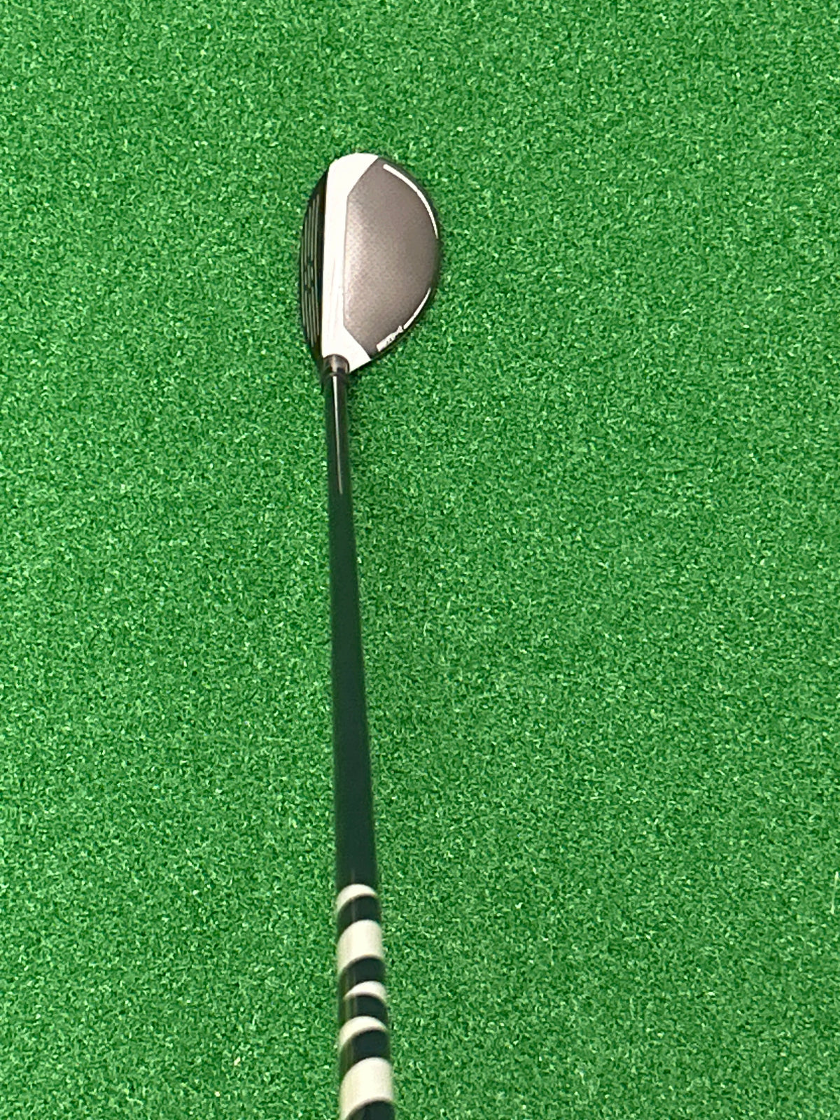 TaylorMade SIM Max Rescue 4 Hybrid – 22° RH