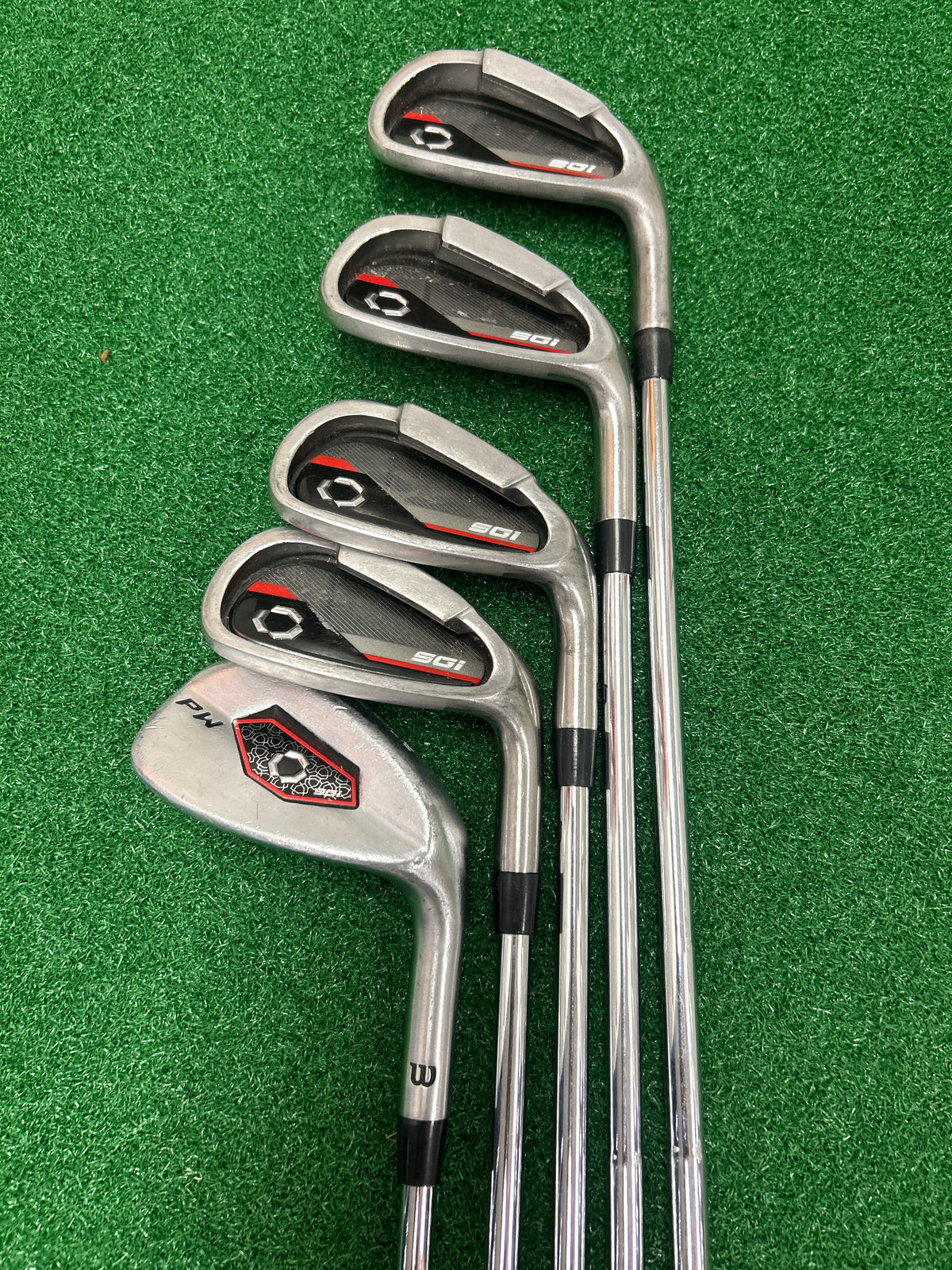 Wilson Profile Iron Set 6-PW — 5 clubs Steel Reg. Flex  RH