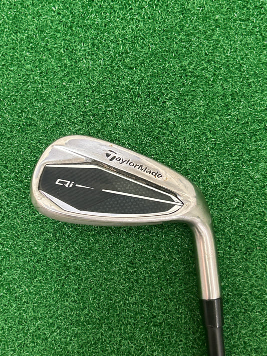 Taylormade Qi Iron set 4-SW (8 clubs) Near New RH