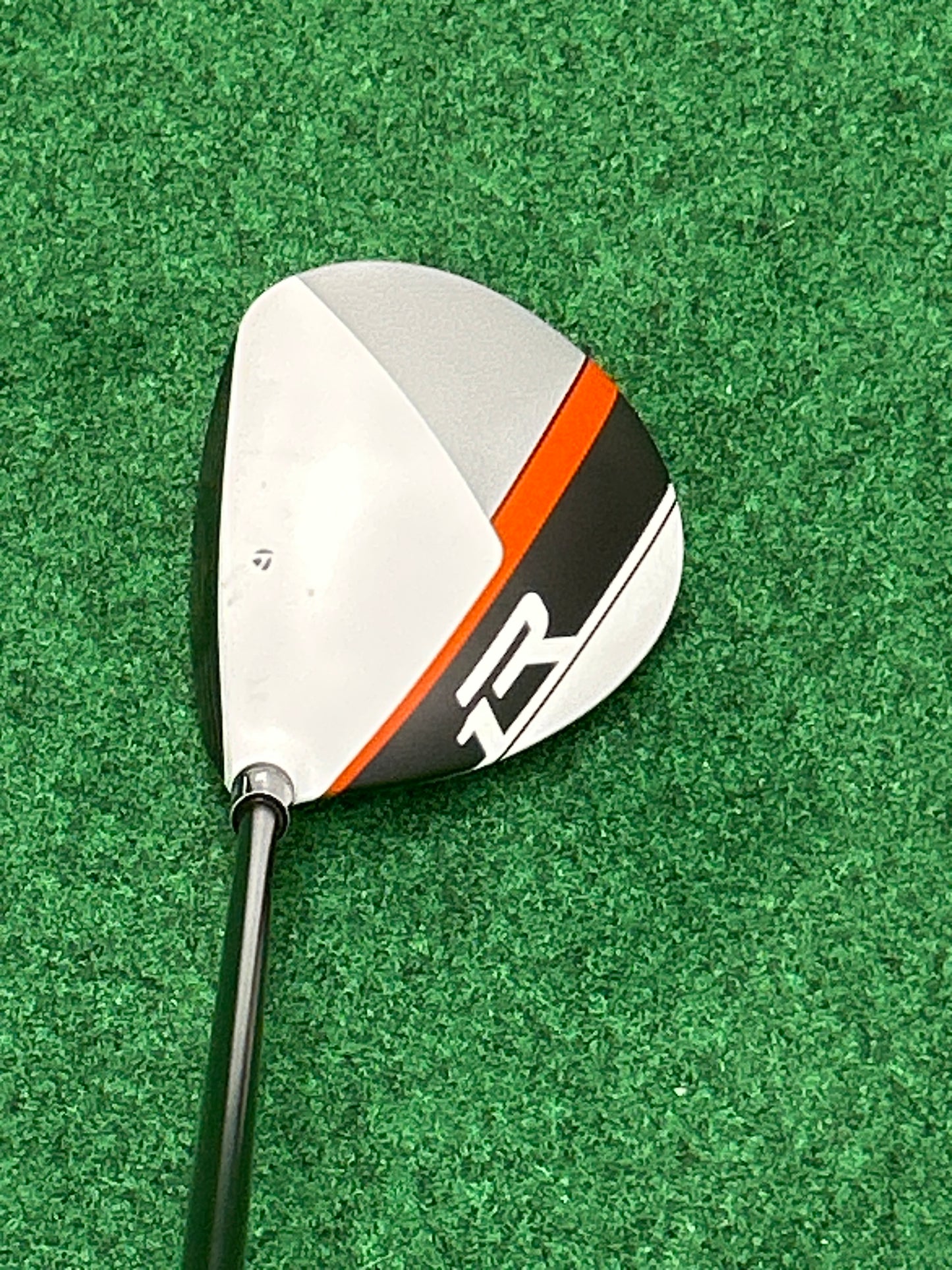 Taylormade R1 Driver…10.5 Adjustable….Stiff Flex