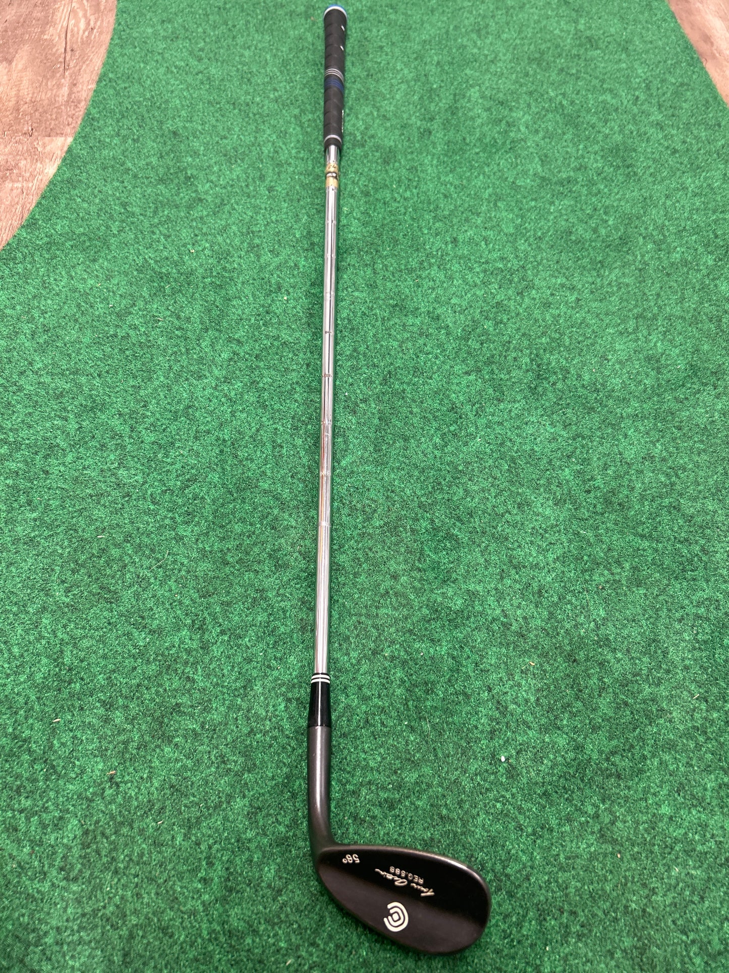 Cleveland 56-Degree Sand Wedge Tour Action Reg. 588 RH