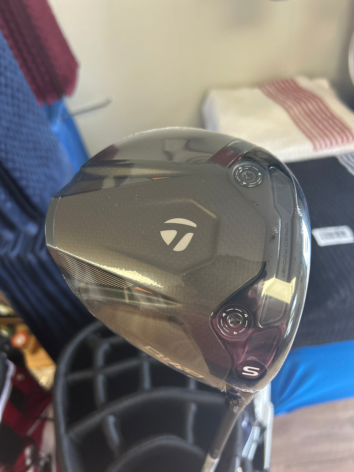 TaylorMade Qi4D Driver Stiff Flex 9-Degree Grip RH “NEW”