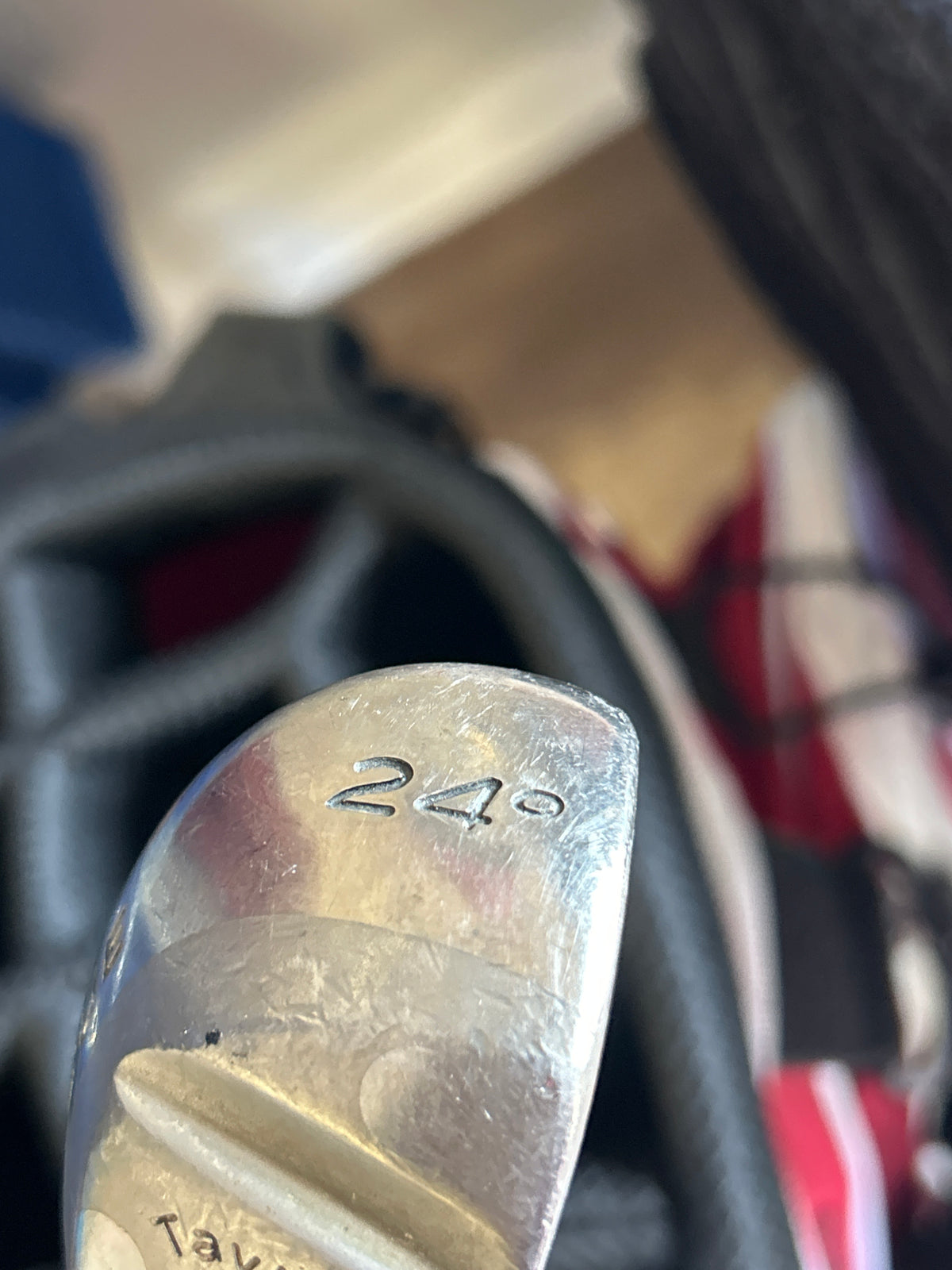 TaylorMade Rescue 24° RH