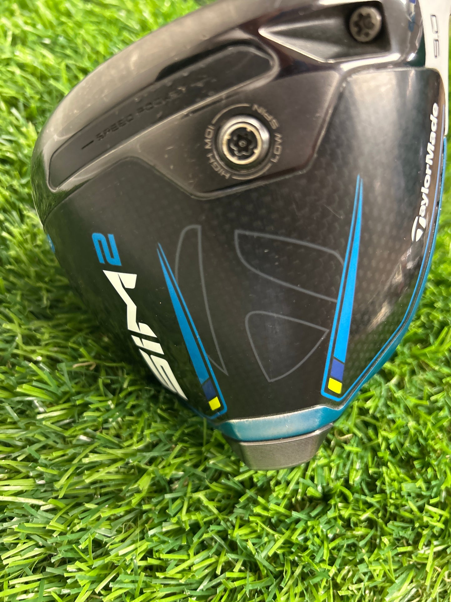 Taylormade SiM2 Driver- Right Handed