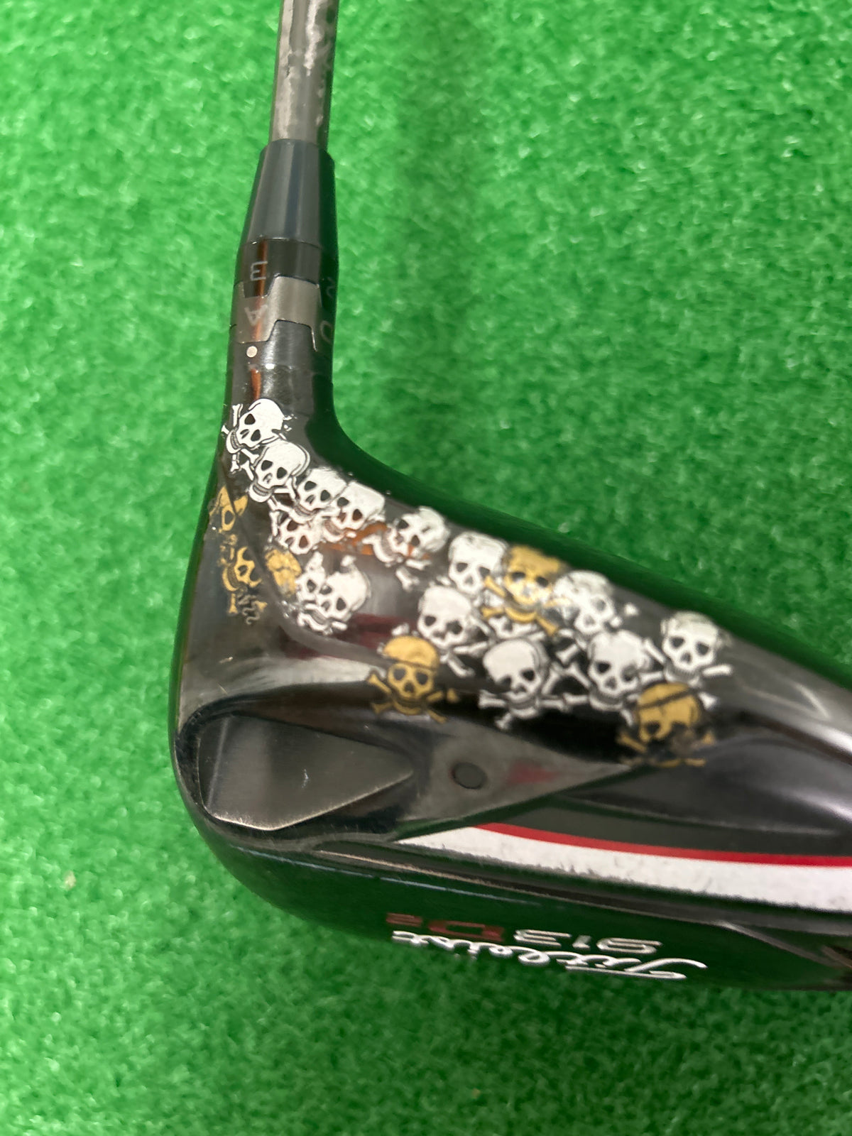 Titleist 913 D2 Driver
8.5° Loft Stiff Flex RH