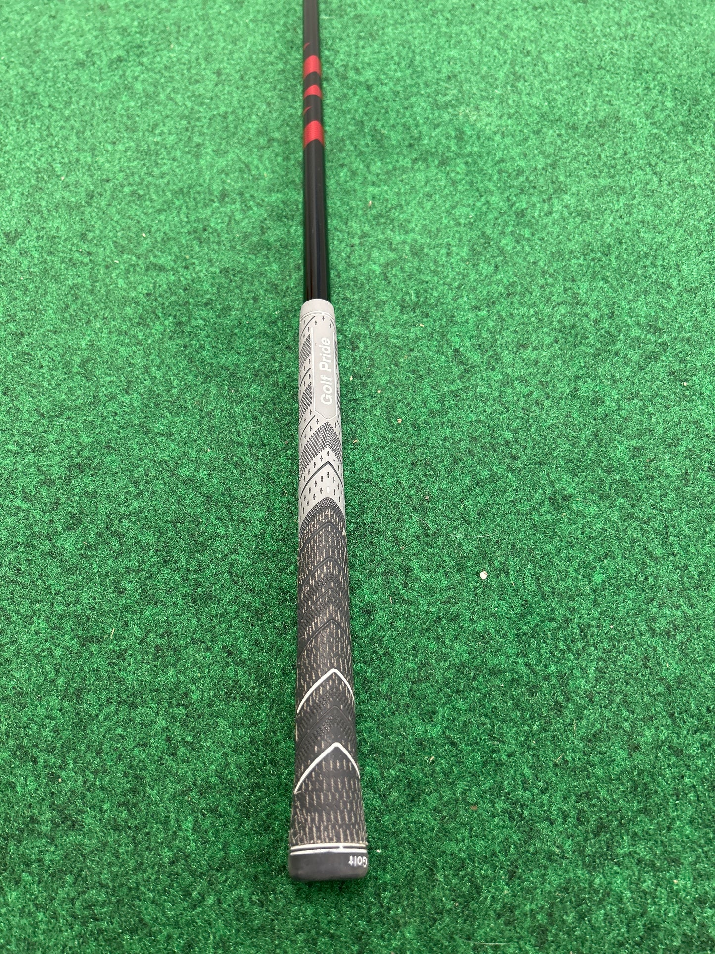 Taylormade SiM2 Driver- Right Handed