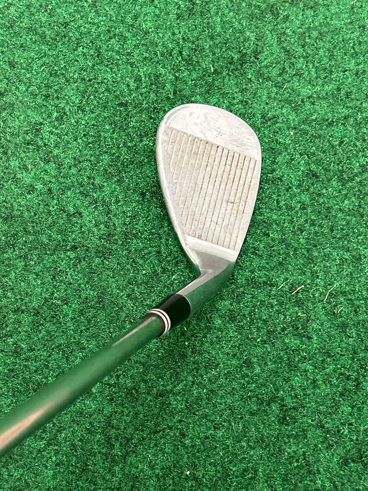 Cleveland Tour Action Reg 588 Raw Tour Grind 53° wedge Left-Handed