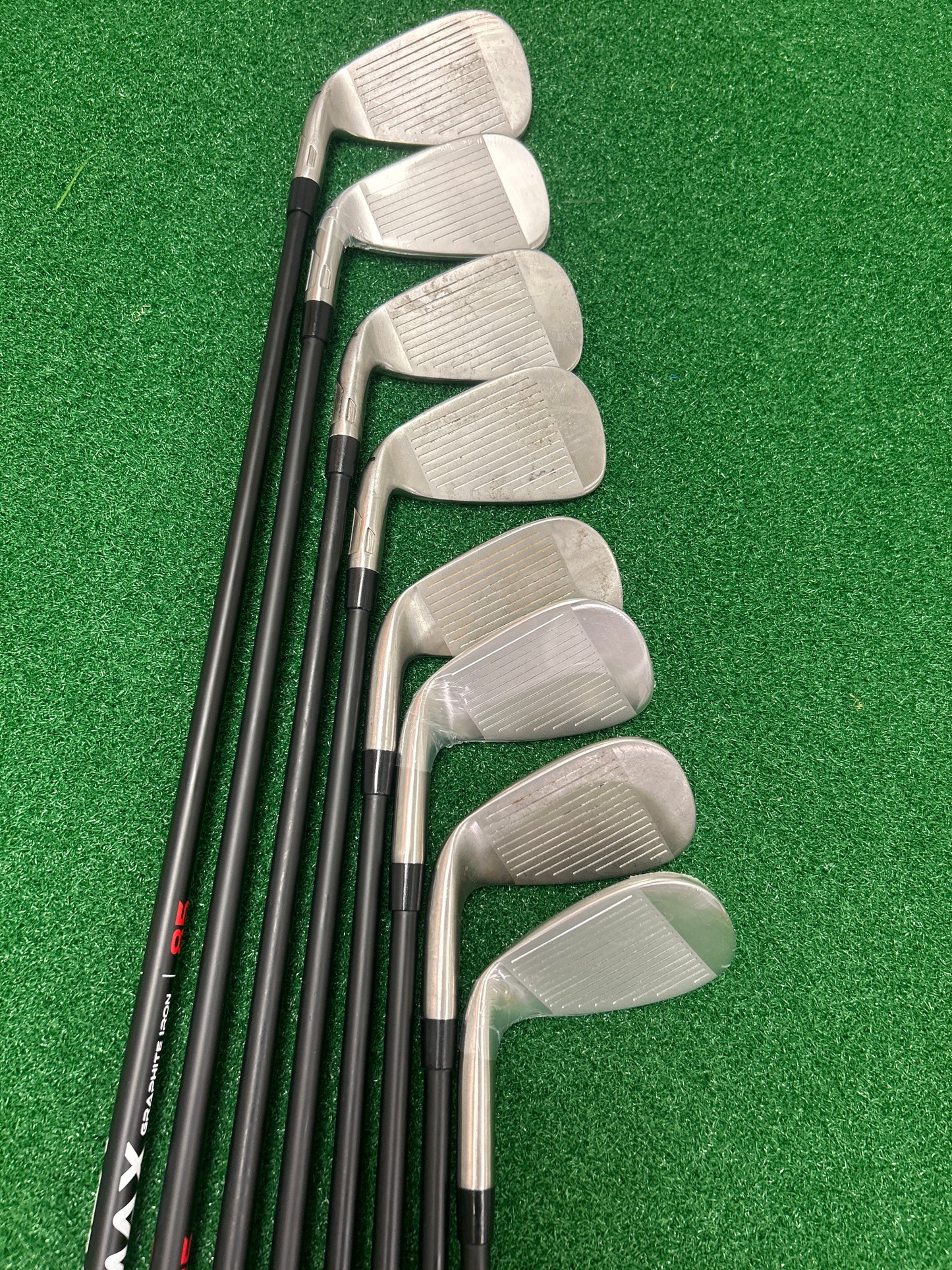 Taylormade Qi Iron set 4-SW (8 clubs) Near New RH
