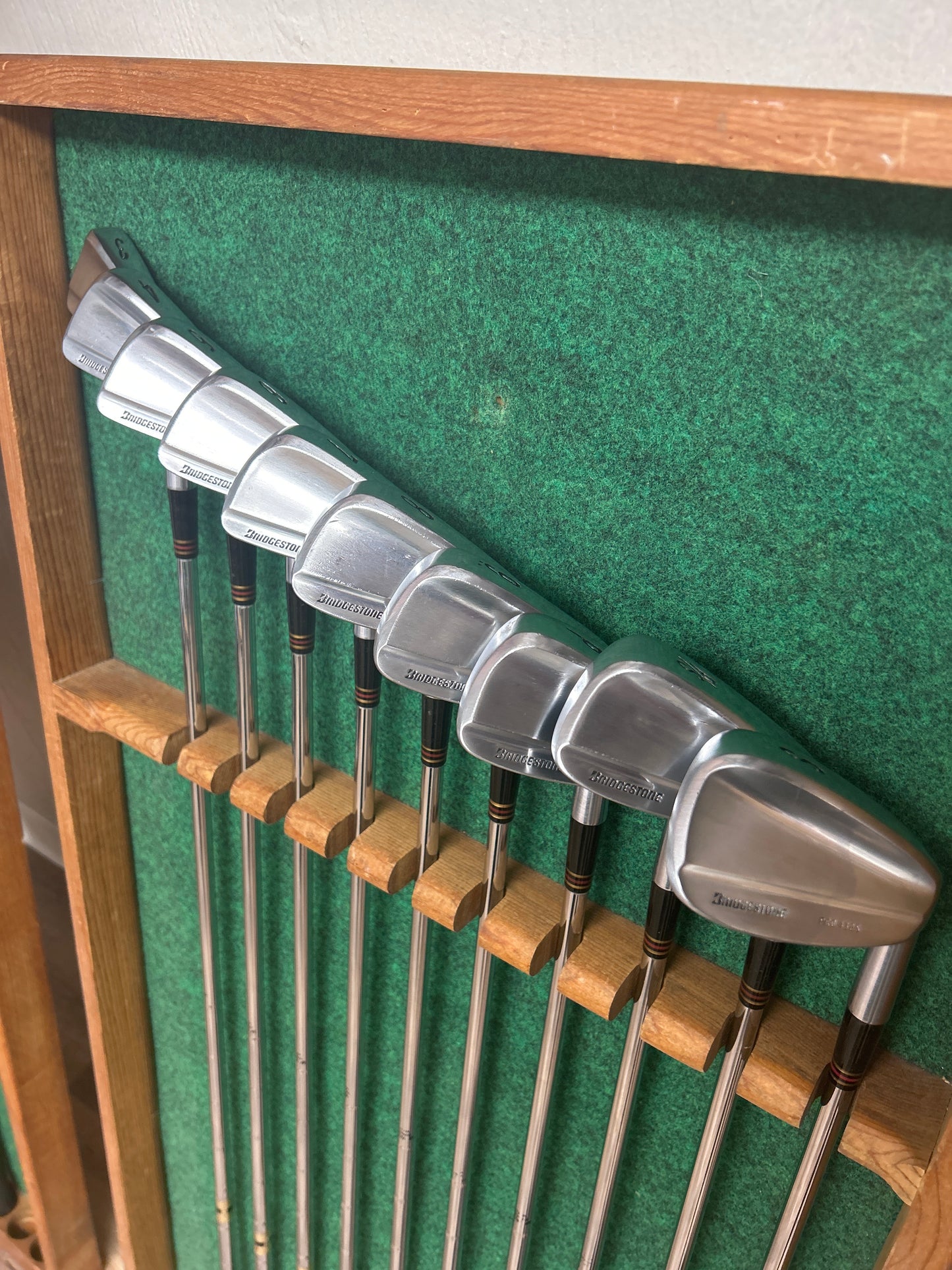 Bridgestone Pro 430 Iron Set RH 10 Clubs